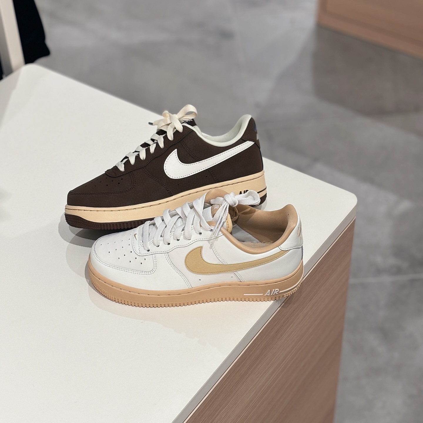 Nike Air Force 1 日本限定 布丁牛奶 奶茶色 AF1皮革 FZ3597-133
