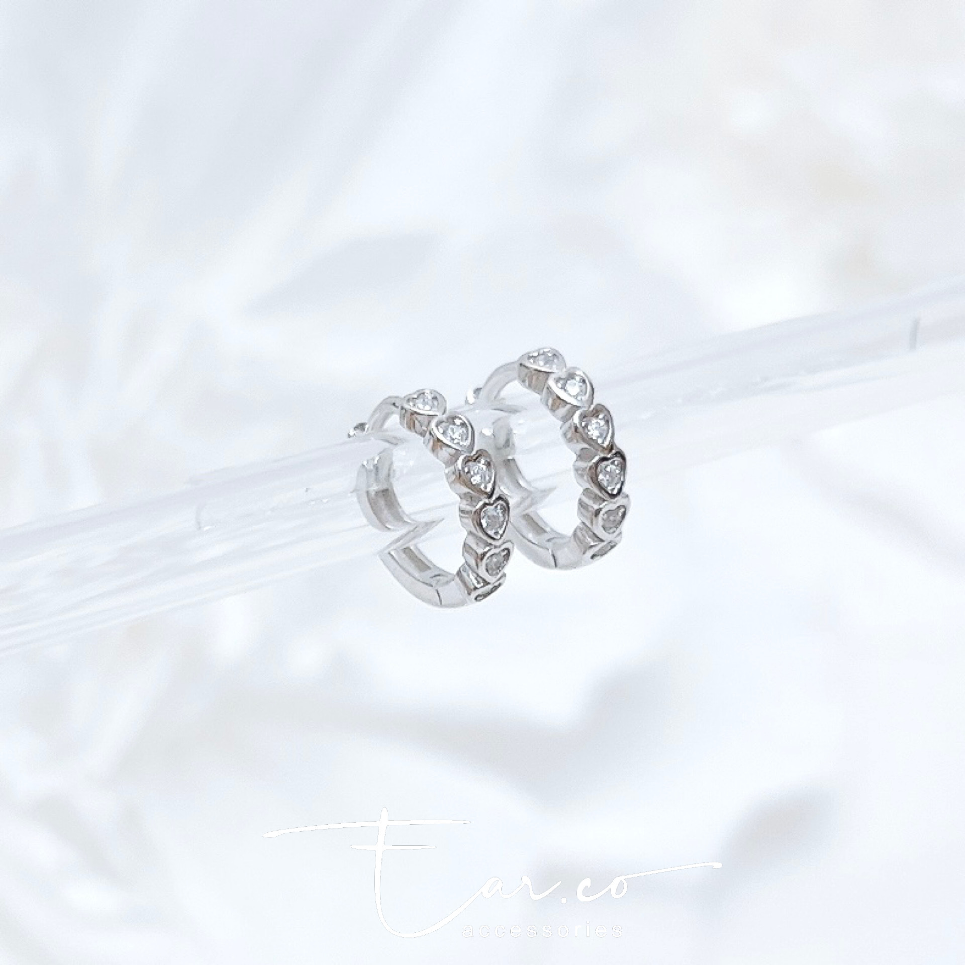 迷你相連閃石小愛心純銀小耳圈 [睡覺不用脫! ] #A972