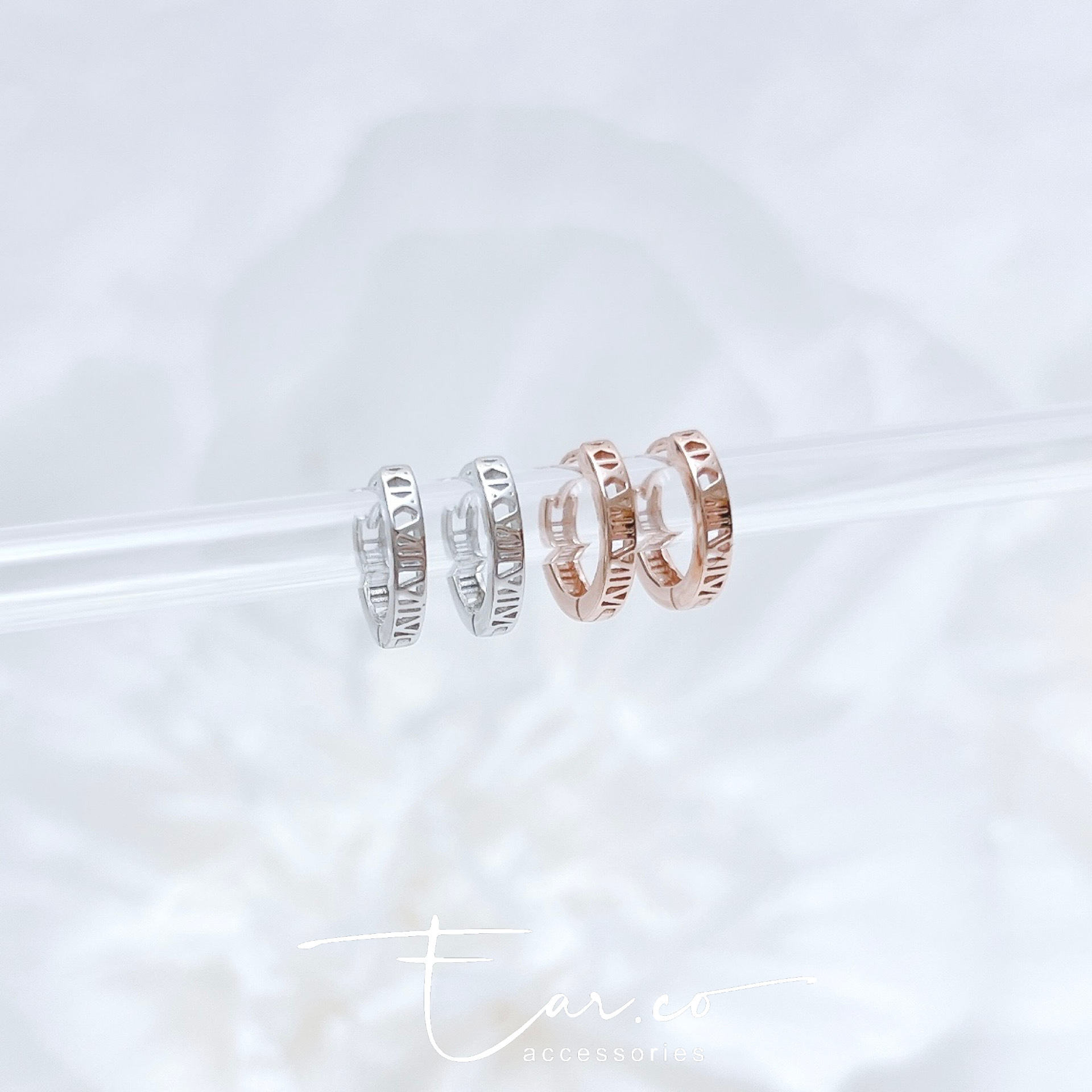 羅馬數字光面純銀小耳圈 [睡覺不用脫! ] #A970