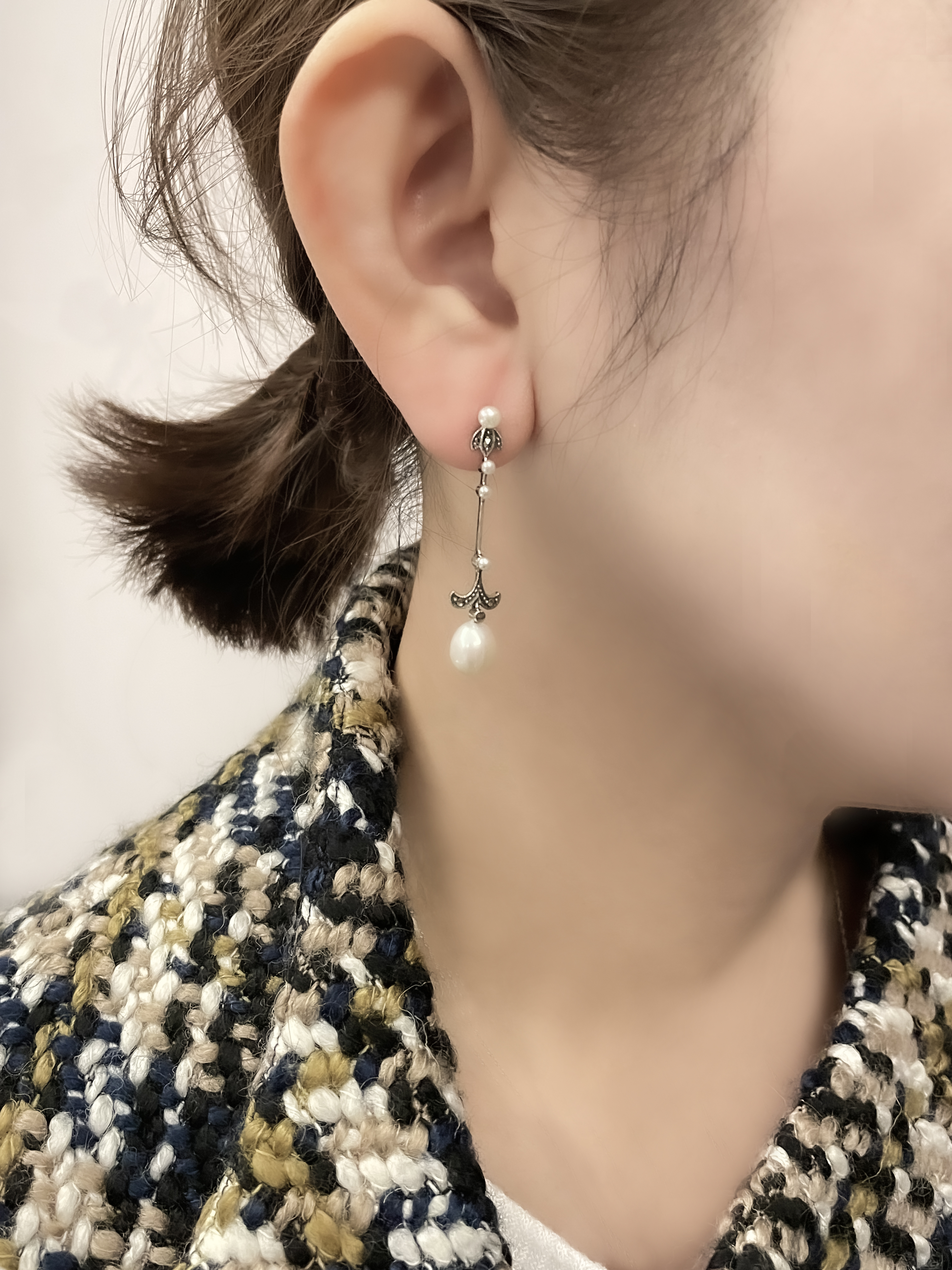 典雅珍珠垂墜耳環