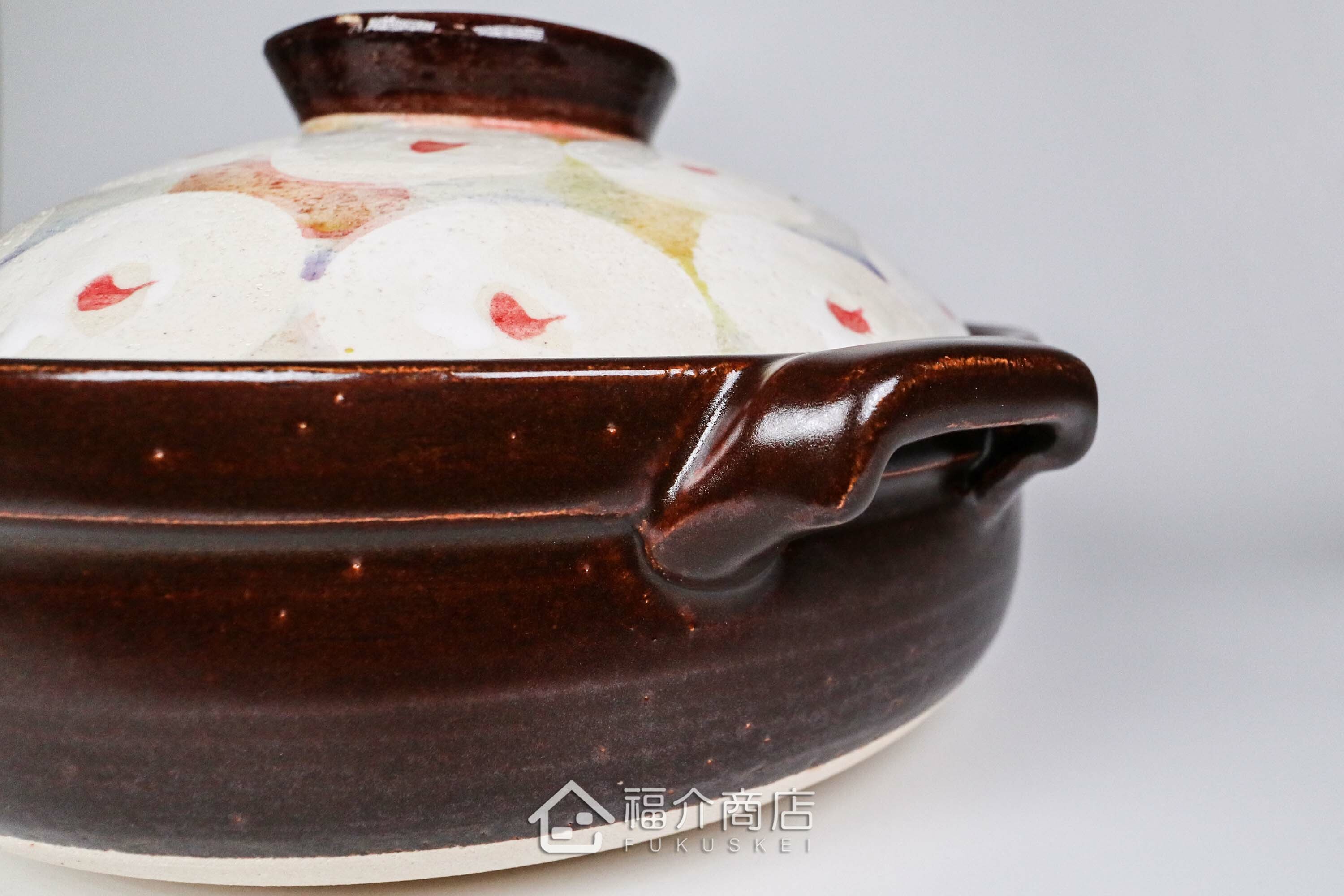 煮火鍋的日本陶鍋