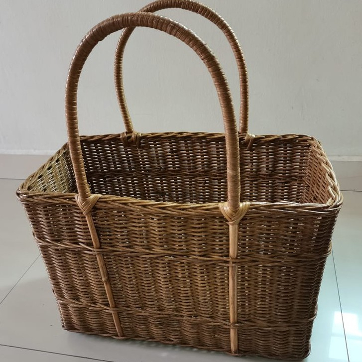 Brown Extra Large Rectangle Rattan basket Picnic Basket