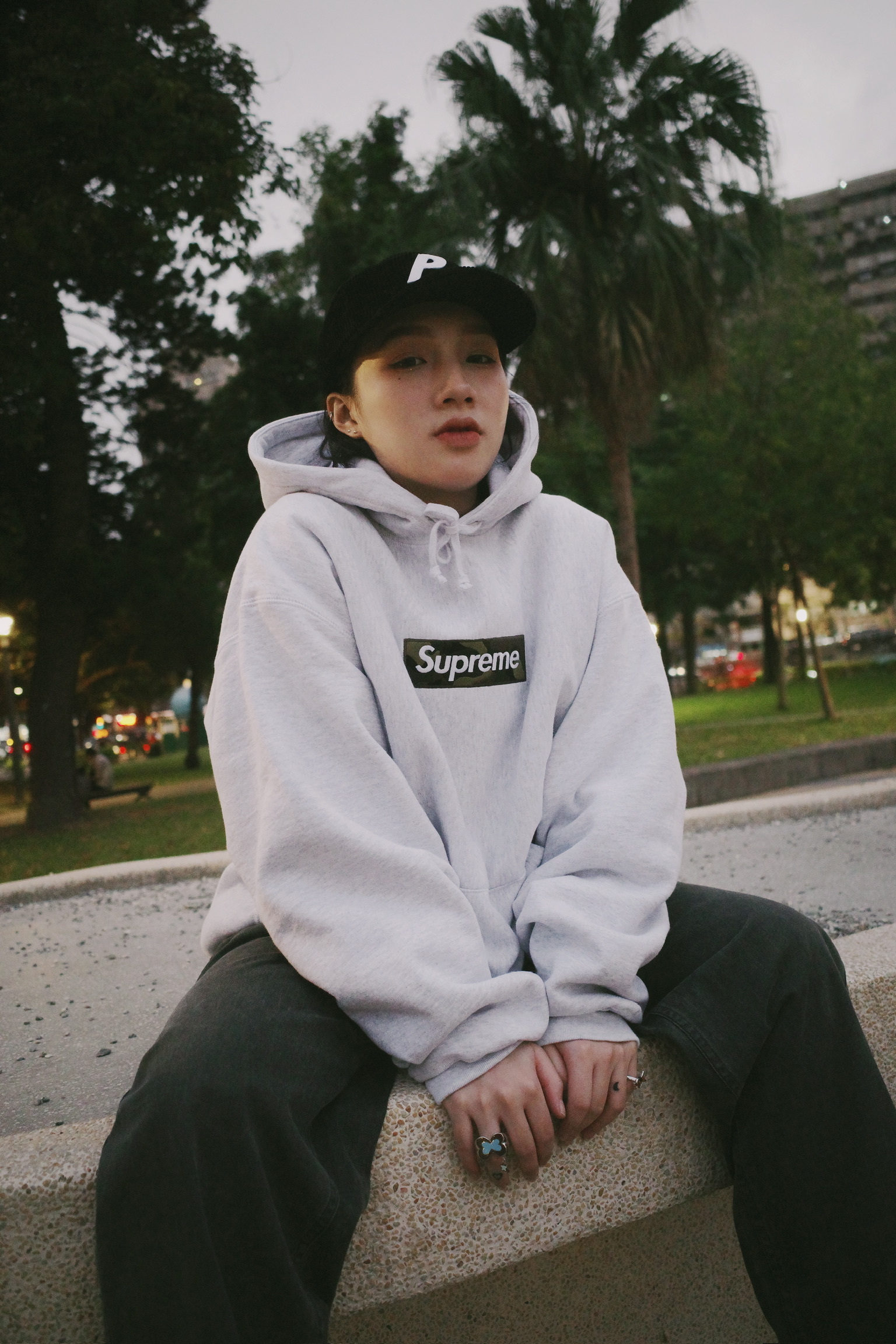 台北店限量專區㊙Supreme BOX LOGO 帽T 灰/黑/卡其