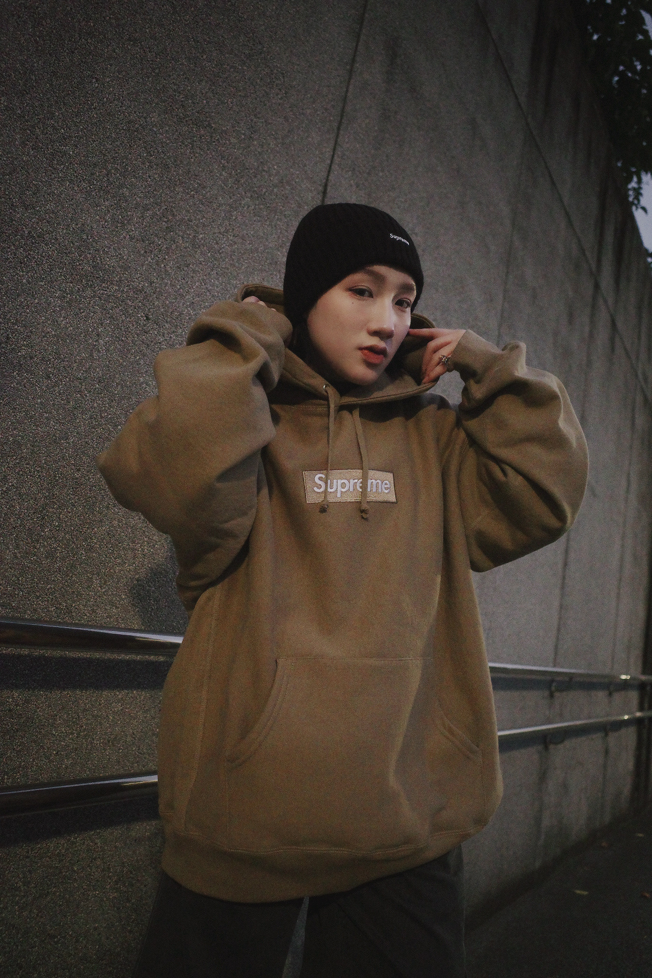 <快速出貨>Supreme BOX LOGO 帽T 卡其