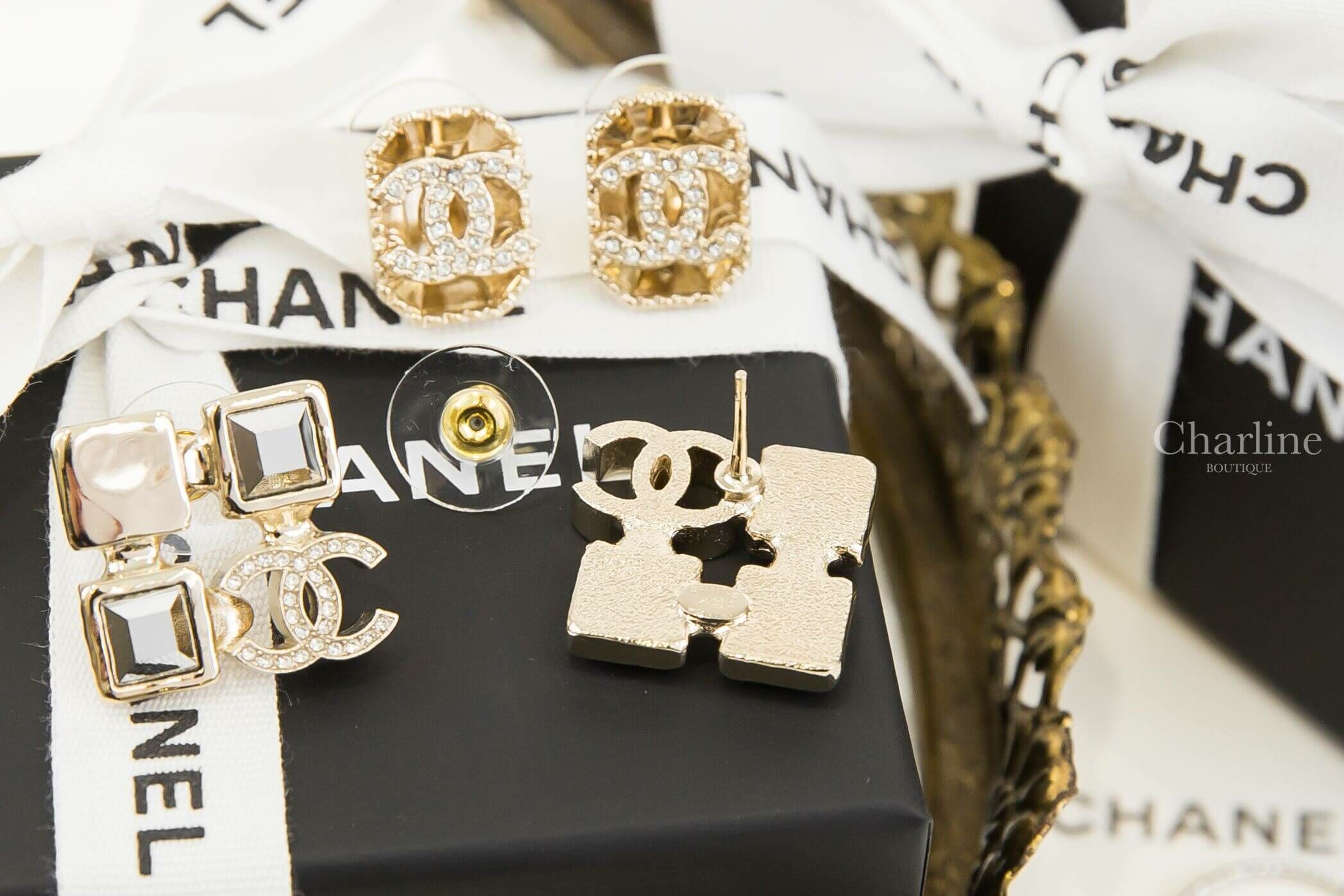 Chanel Earrings 金色水晶金屬方格水鑽CC不對稱方形耳環-Charline Boutique 精品代購