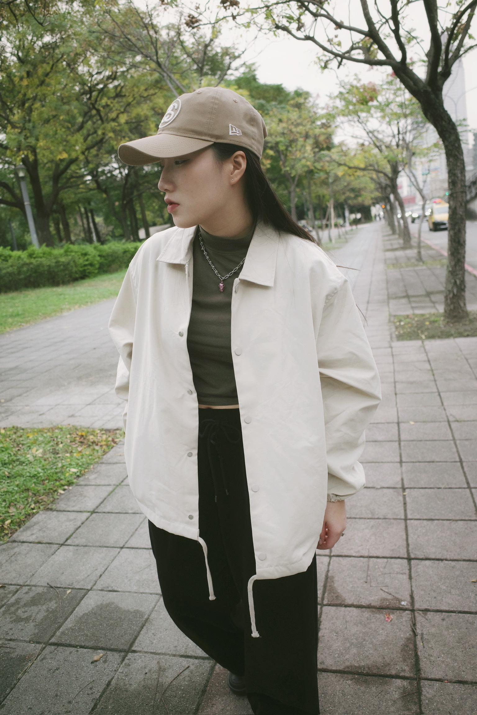 ESSENTIALS 1977 教練外套  奶油白