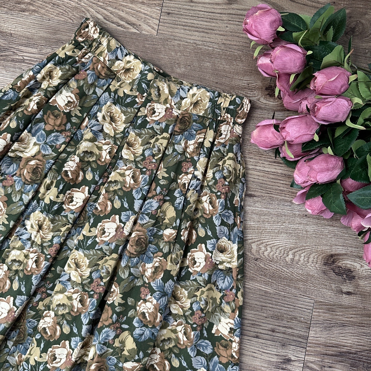 日本製墨綠大花打褶半身裙