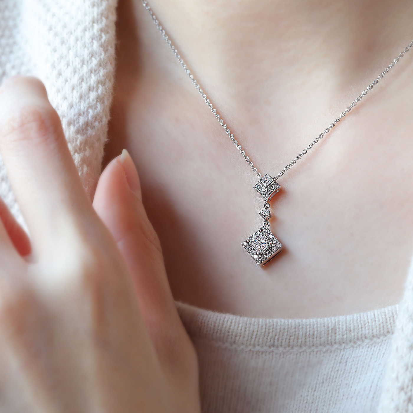 星之軌跡 — GIA50分方形鑽墜