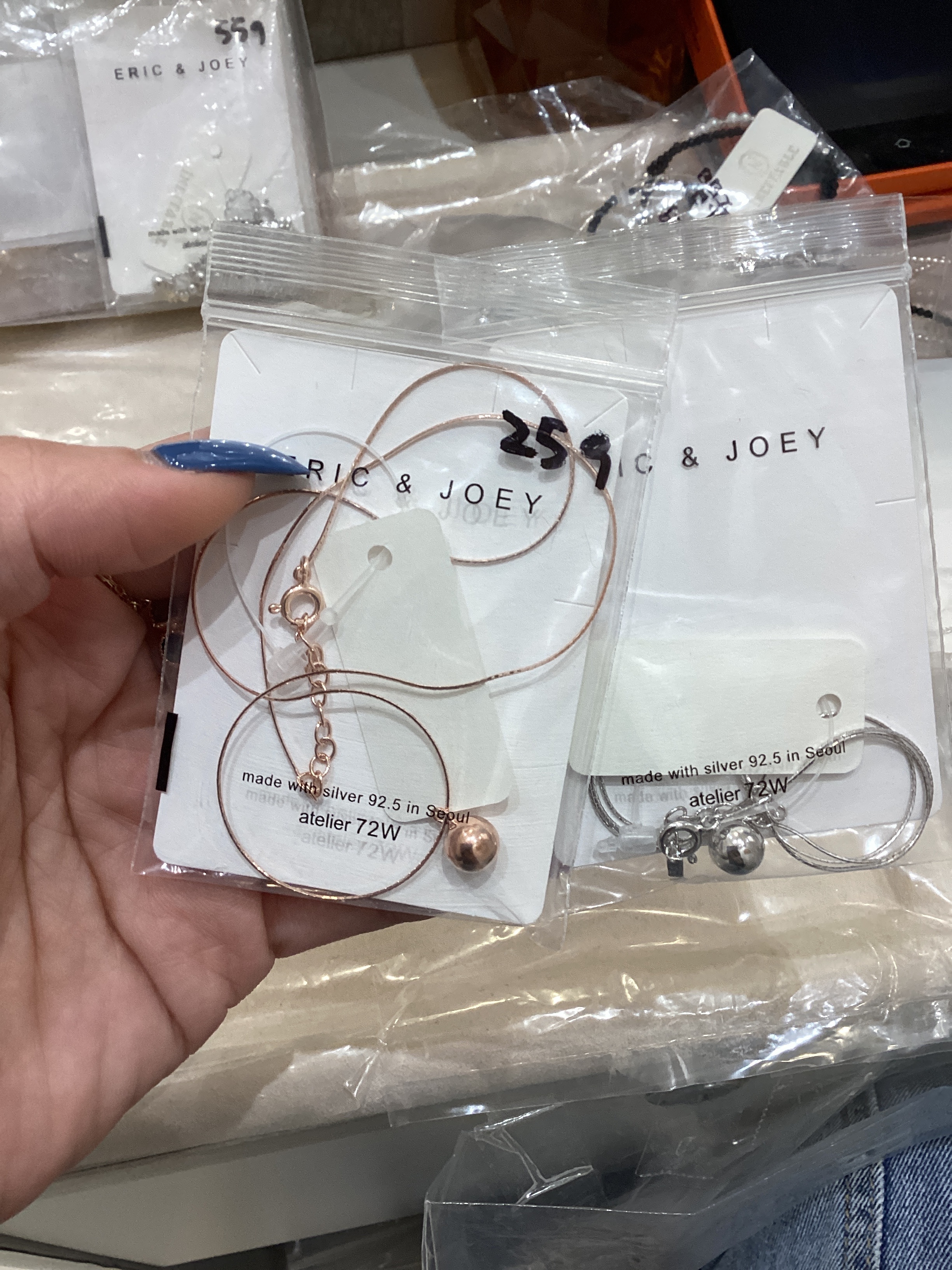 簡約立體波波頸鏈 svn25