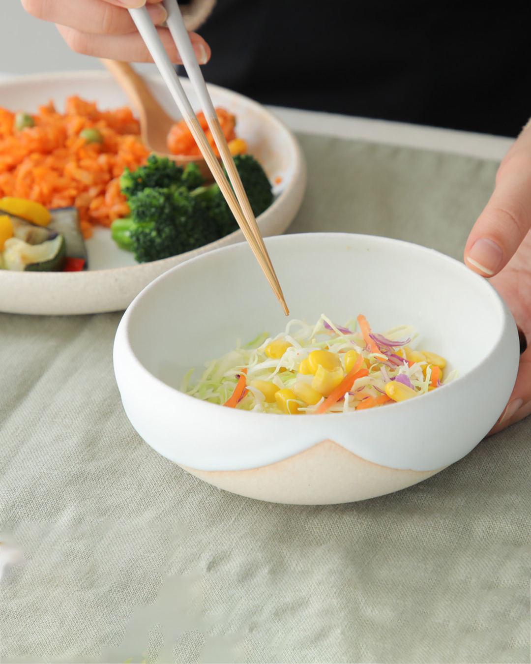 Meizan kiln bowl white｜Shigaraki ware