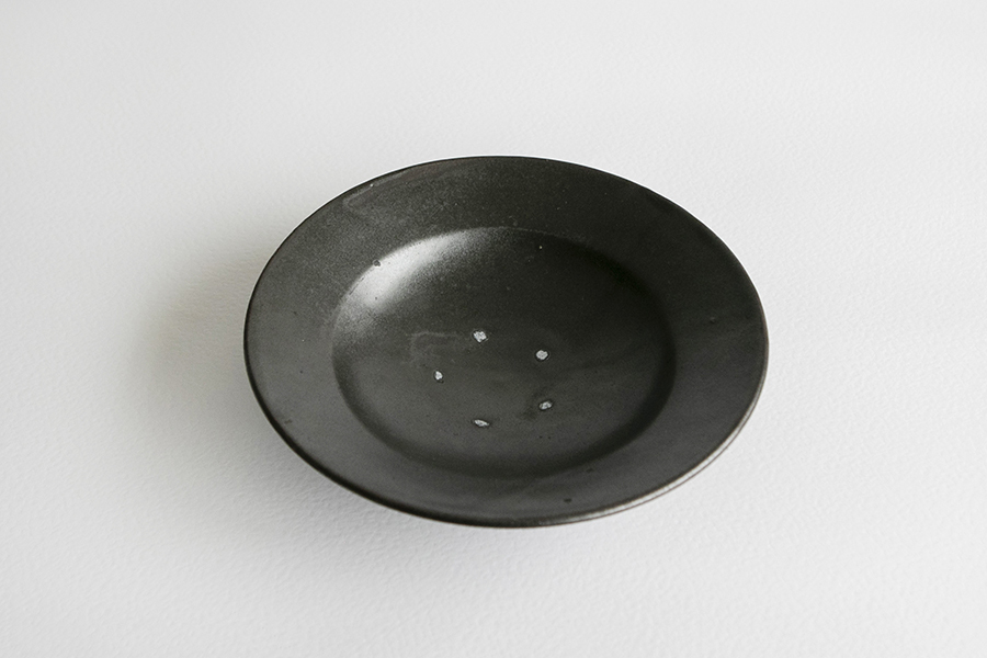 祥見知生選品-下村淳-黑釉８寸邊皿