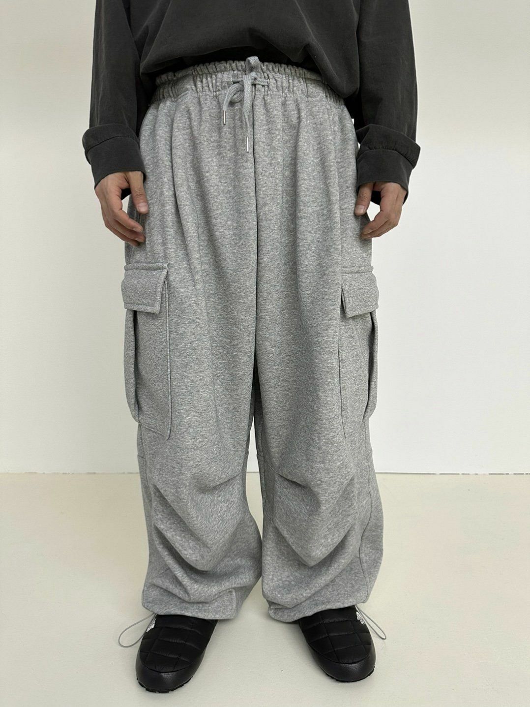 淨色可束腳工裝鬆身運動褲(薄絲絨底) LANE-039P