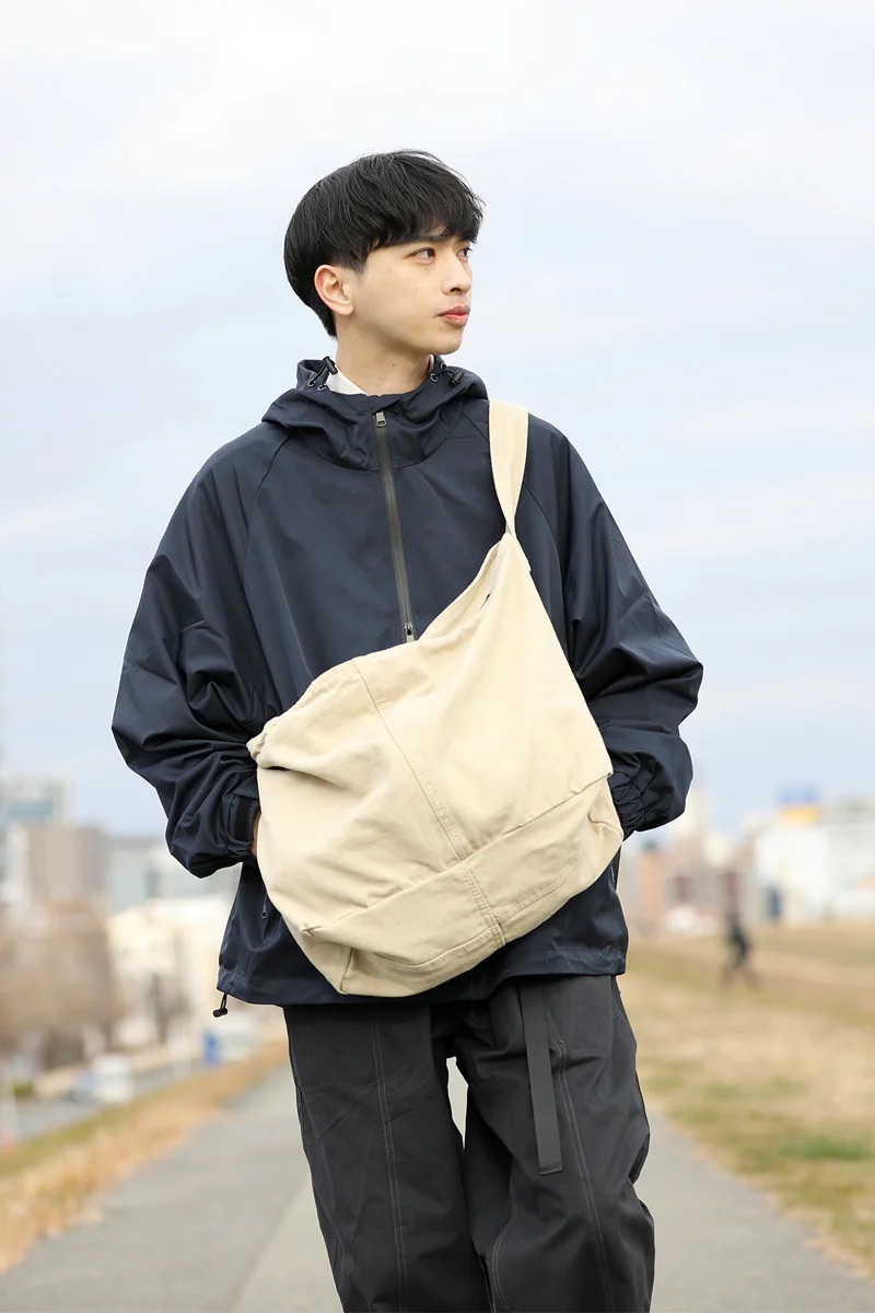 【代購】meltum CANVAS MESSENGER BAG 大容量帆布包 5色