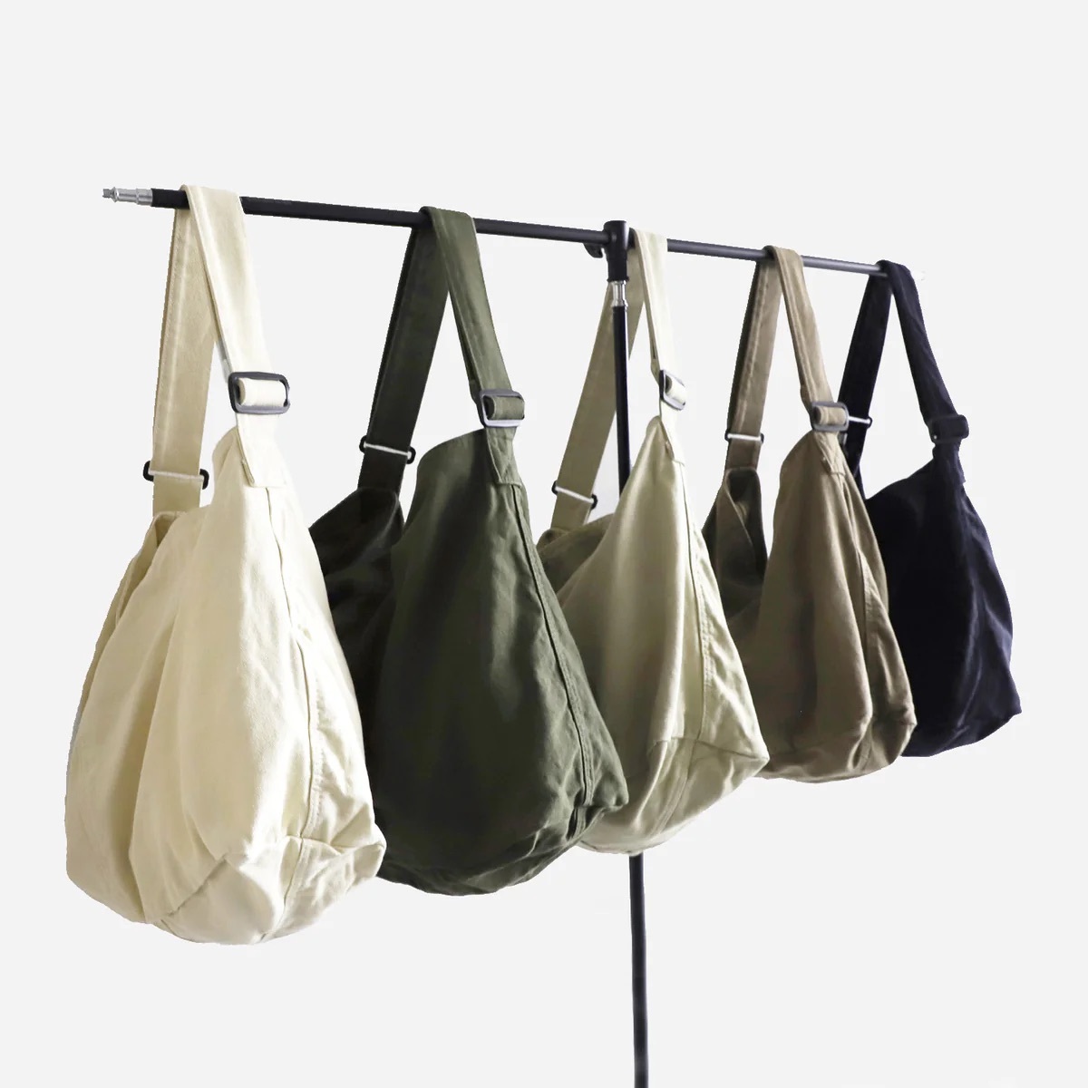 日本限定代購🎌｜meltum CANVAS MESSENGER BAG 大容量帆布包5色