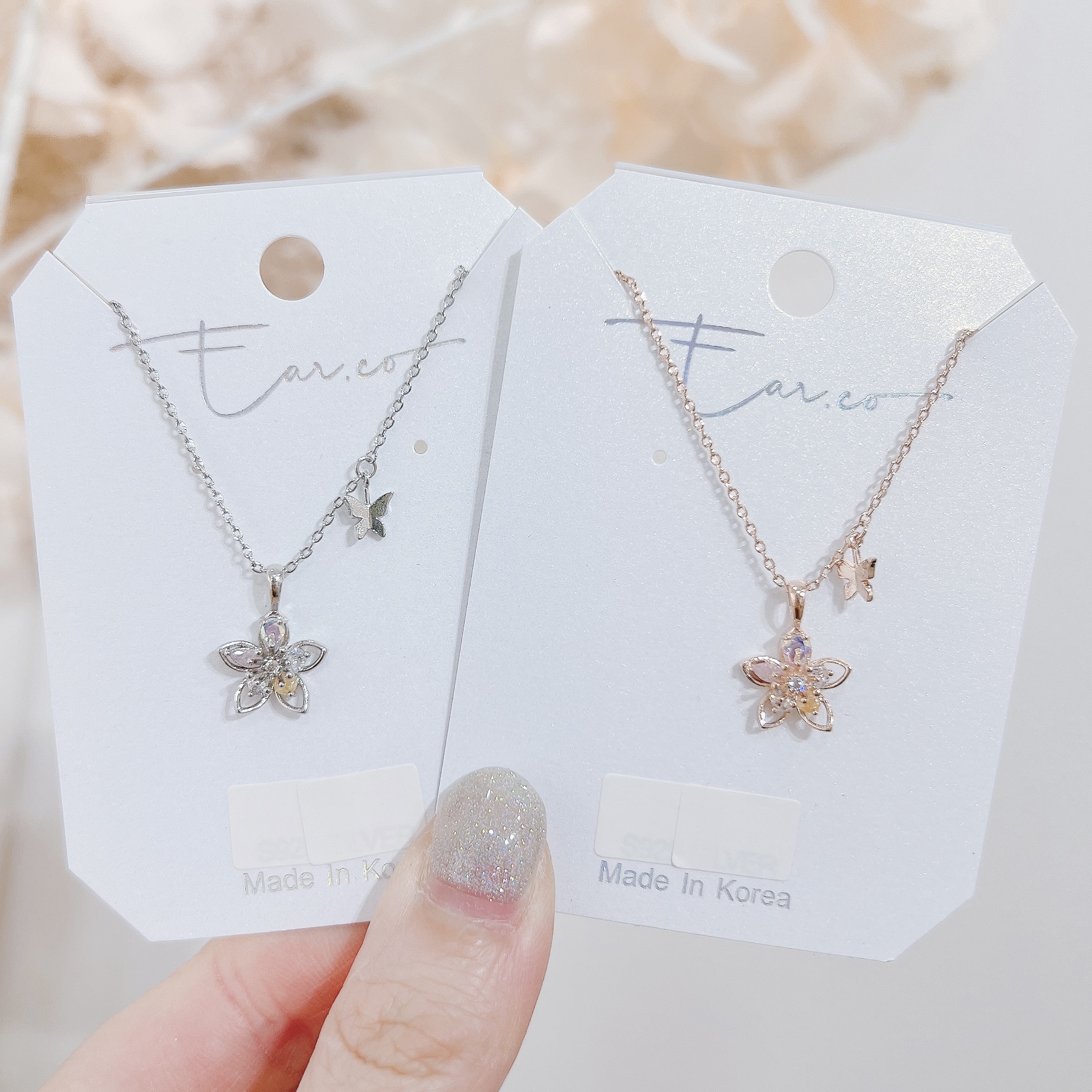 立體彩色皓石蝴蝶花朵頸鏈