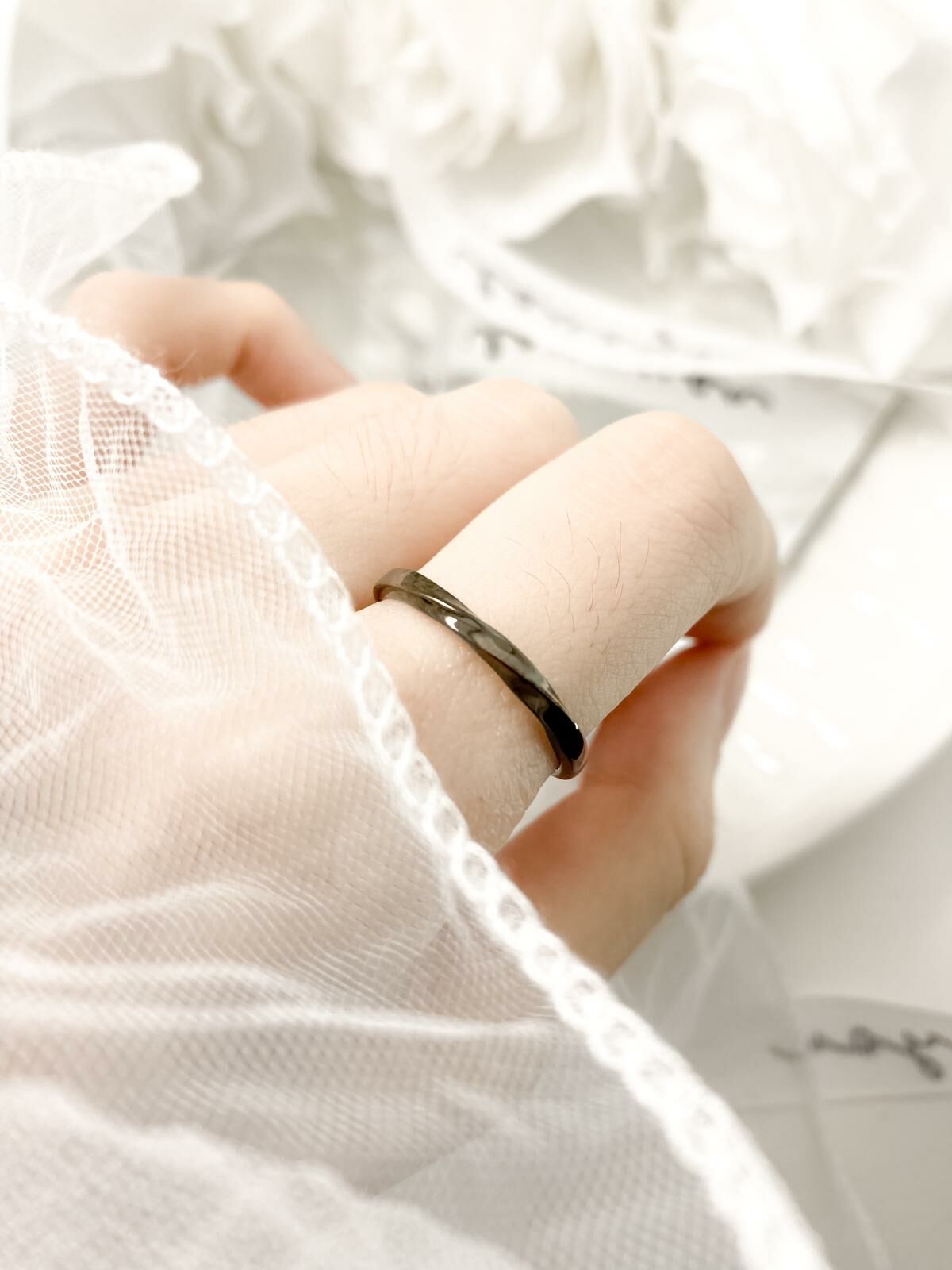 黑色莫比烏斯戒指