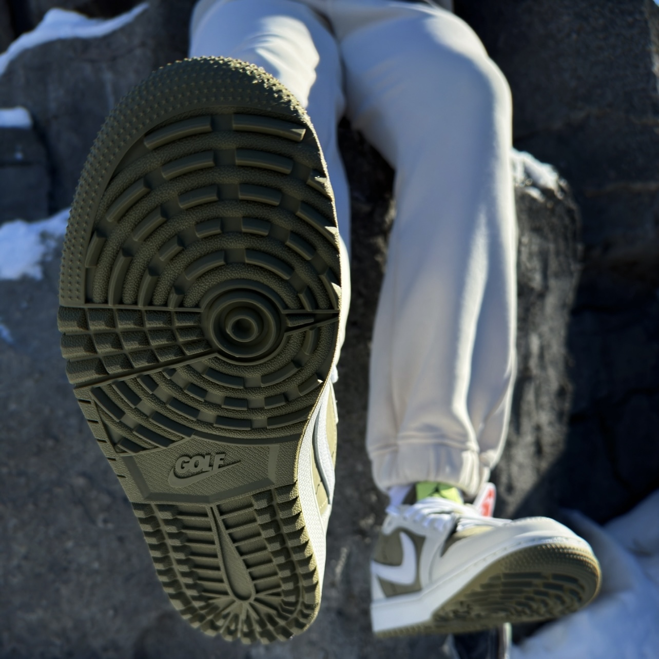 NIKE AIR JORDAN 1 GOLF X TRAVIS SCOTT 倒鉤 白棕綠 高爾夫 (FZ3124200)