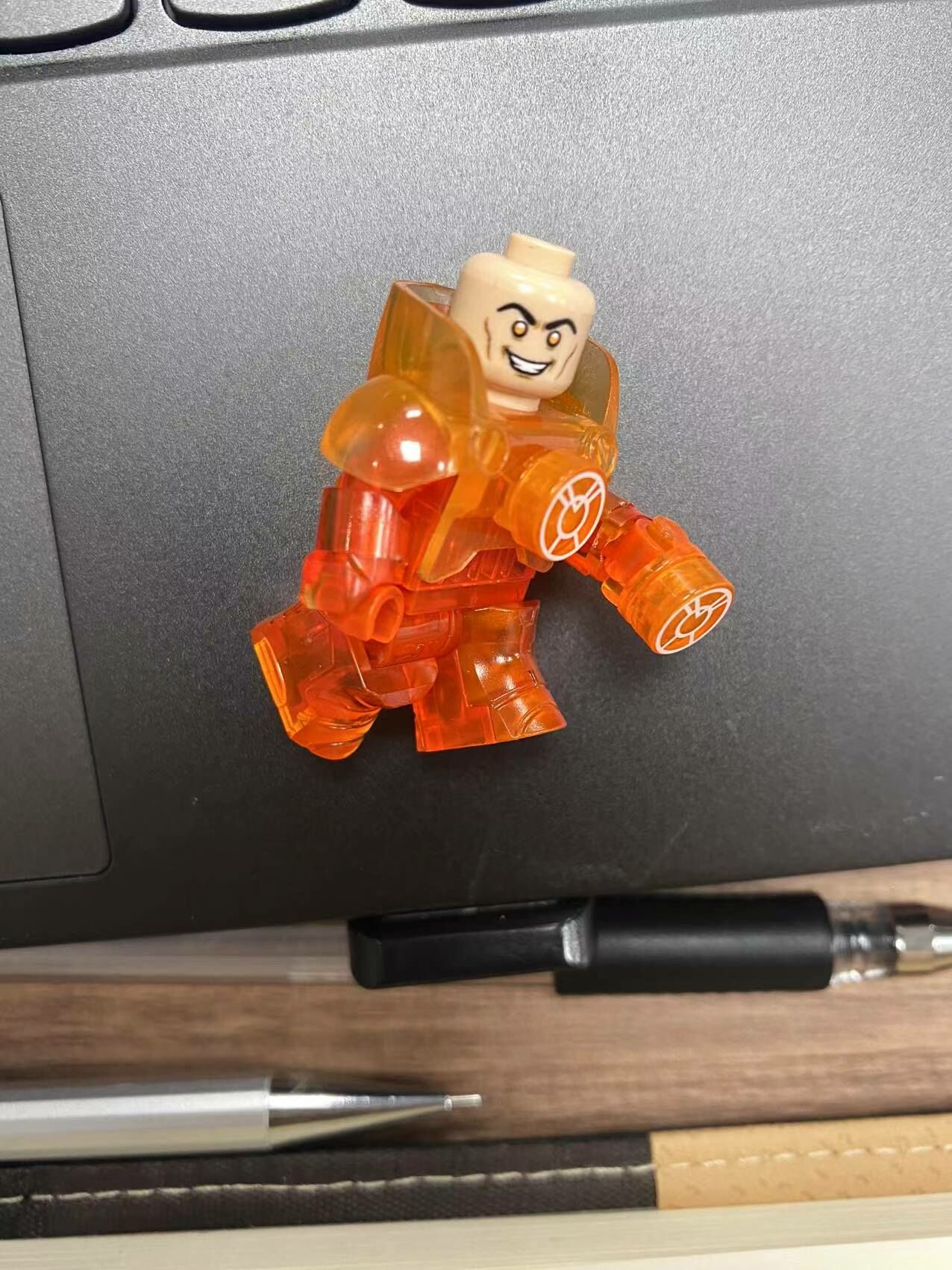 【ZKJ.Brick】橙燈盧瑟