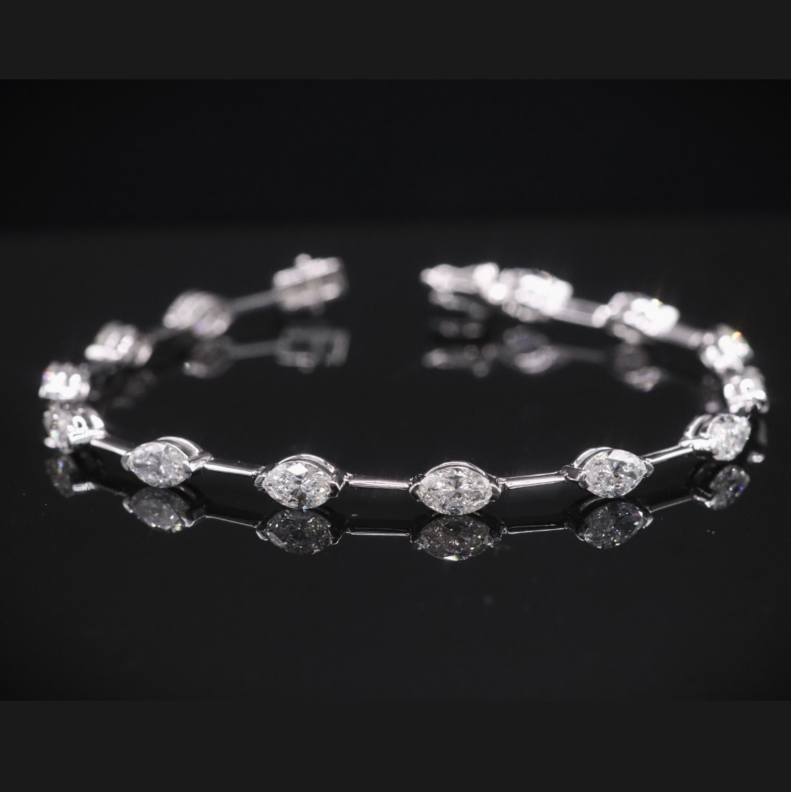 全新18K白金4卡80份鑽石手鍊