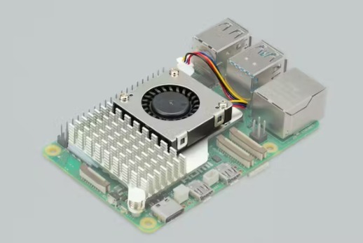 Raspberry Pi 5 官方 主動散熱器