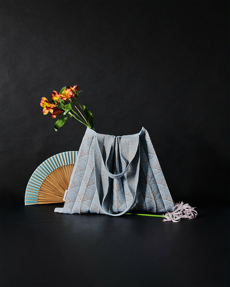 <韓國代購> PLEATS MAMA BLUE DRAGON