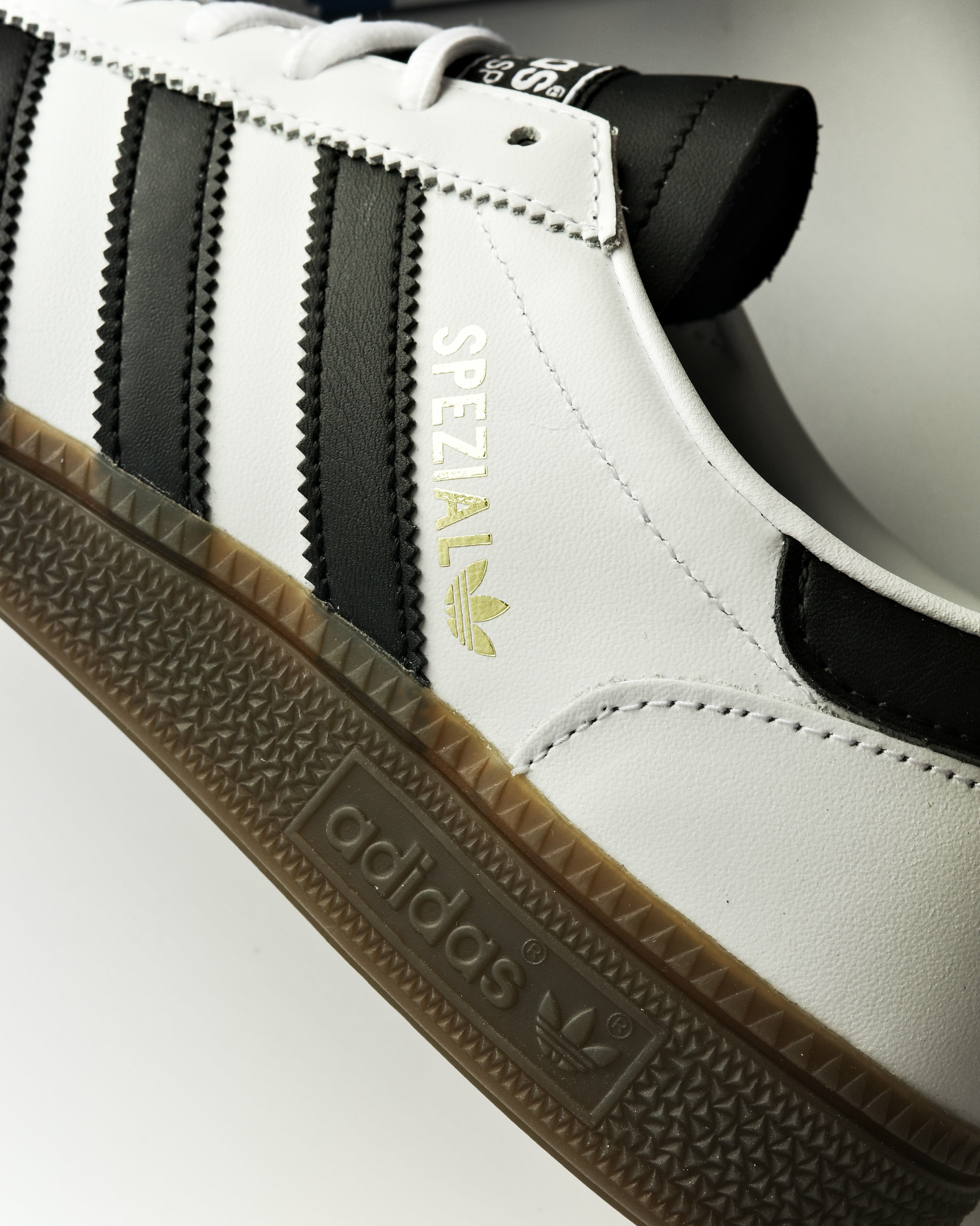 [現貨] Adidas Originals Handball Spezial White | IE3403