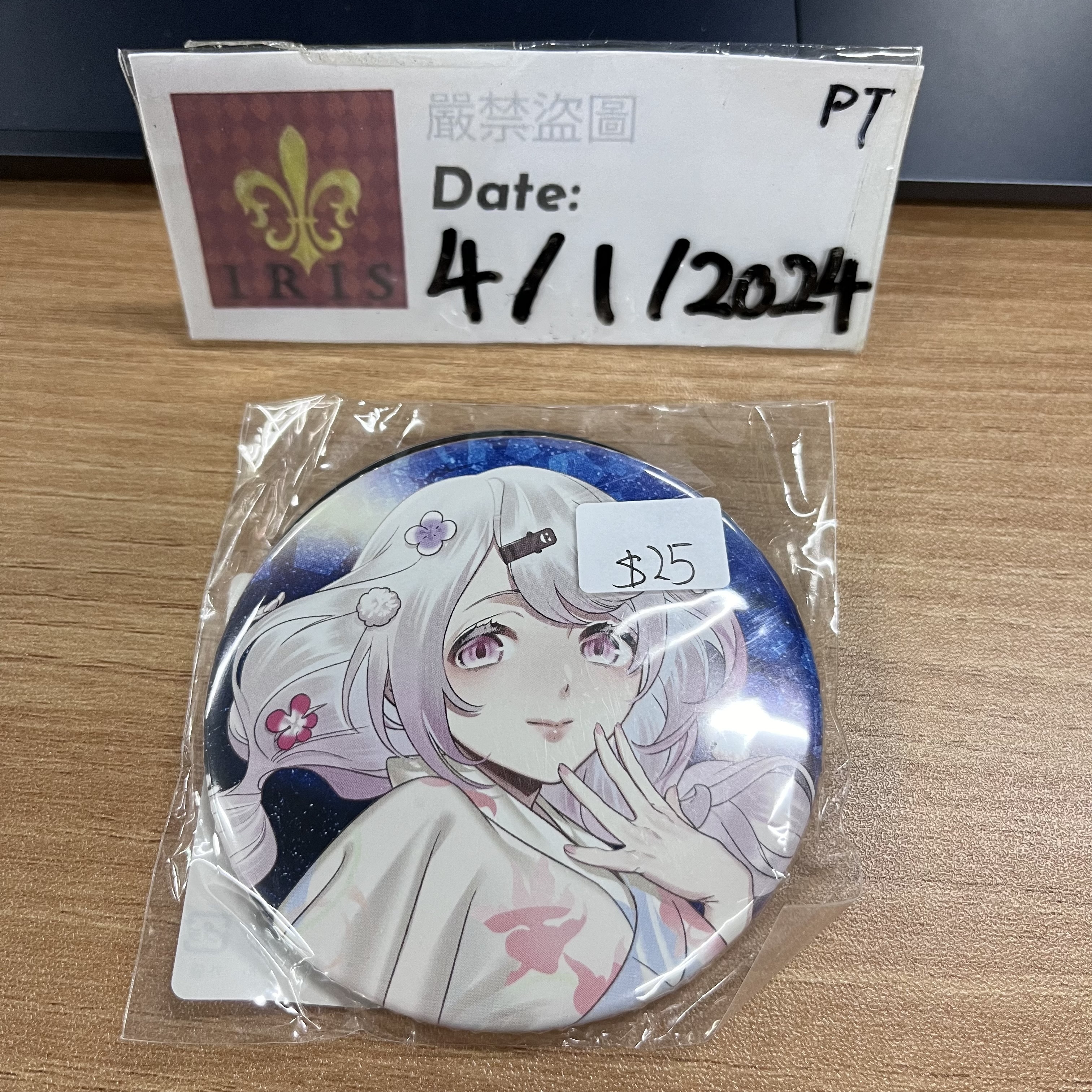 彩虹社 椎名 襟章