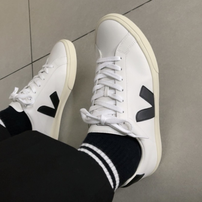 VEJA ESPLAR 經典黑 小白鞋 板鞋（EO020005）