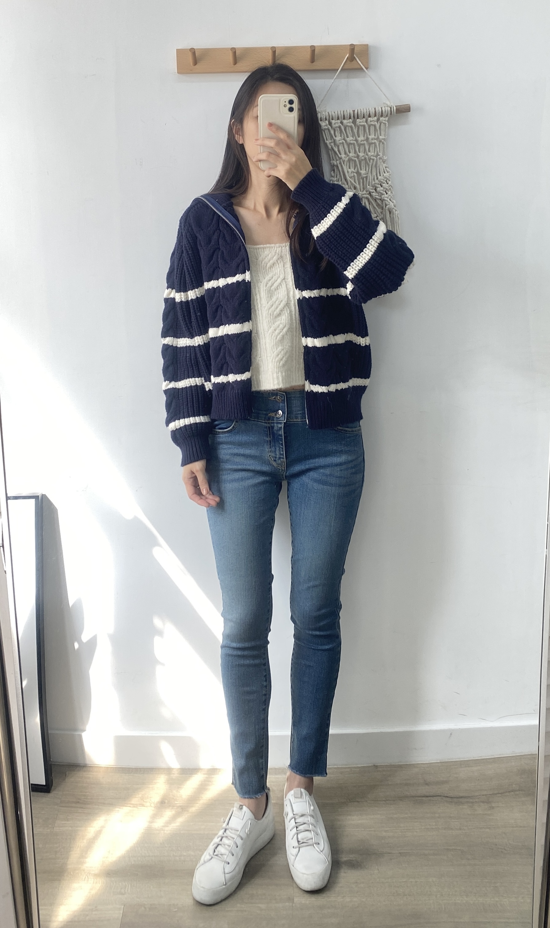 𝑺𝑨𝑳𝑬  M 現貨JS1101訂貨 雙鈕扣緊身褲