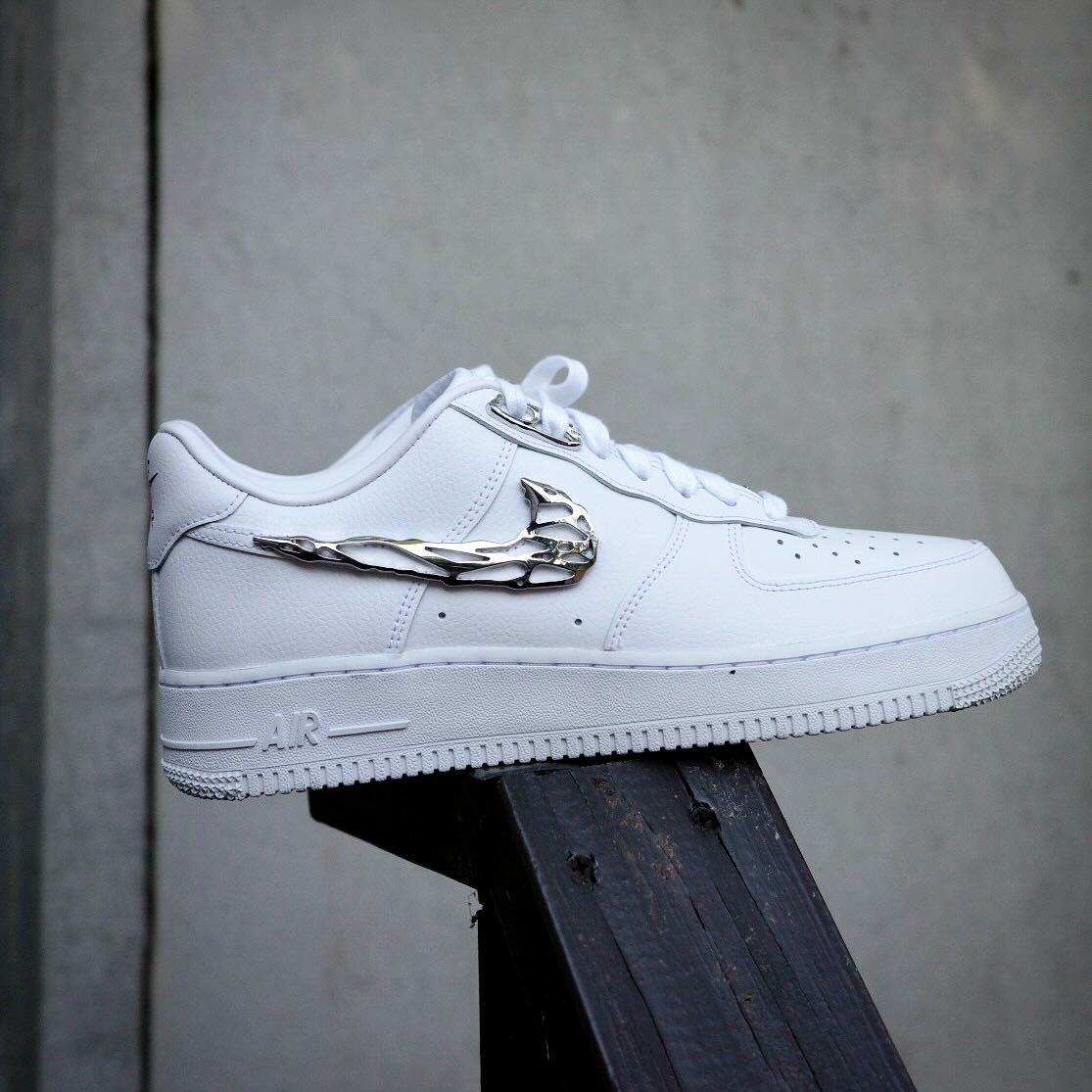 Nike Air Force  1 LOW " MOLTEN METAL " 液態金屬 白 男款 (FV3616-101 )