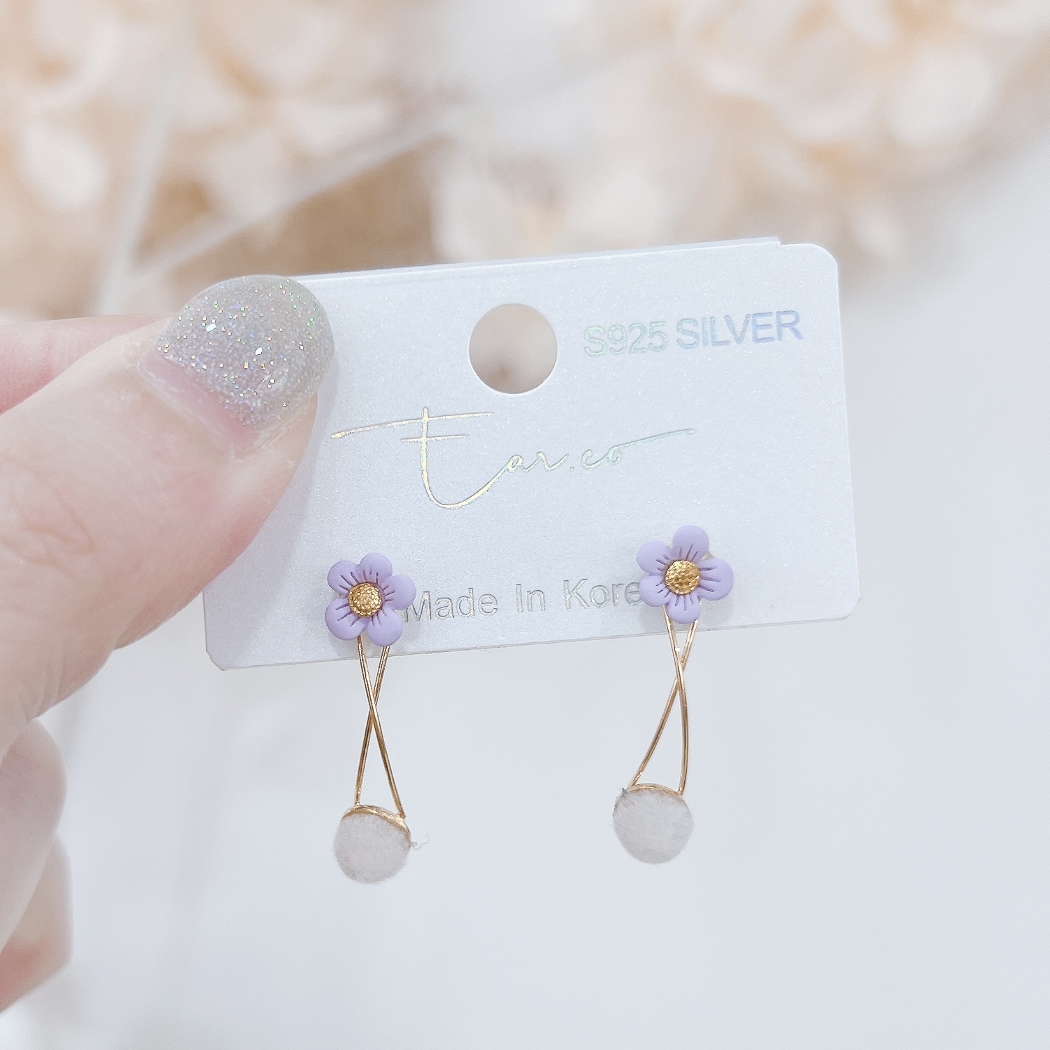 清新小花交叉絨球耳環 #S009