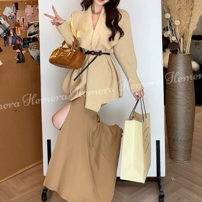 JK24W0102 柔軟暖暖不規則中長外套連腰帶