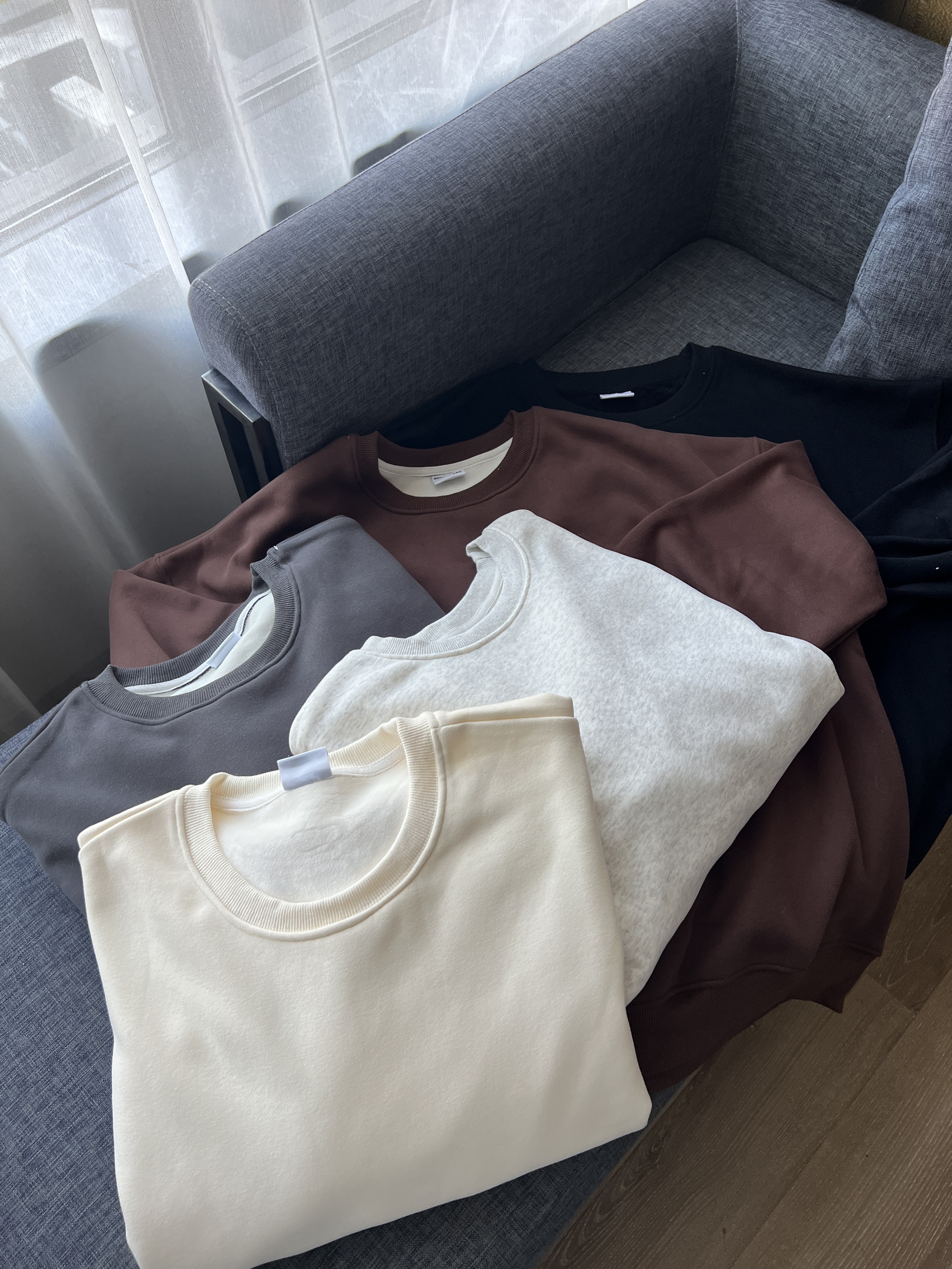 Jan.廣州連線 ∣ 嬰兒絨素面大學衛衣*5色