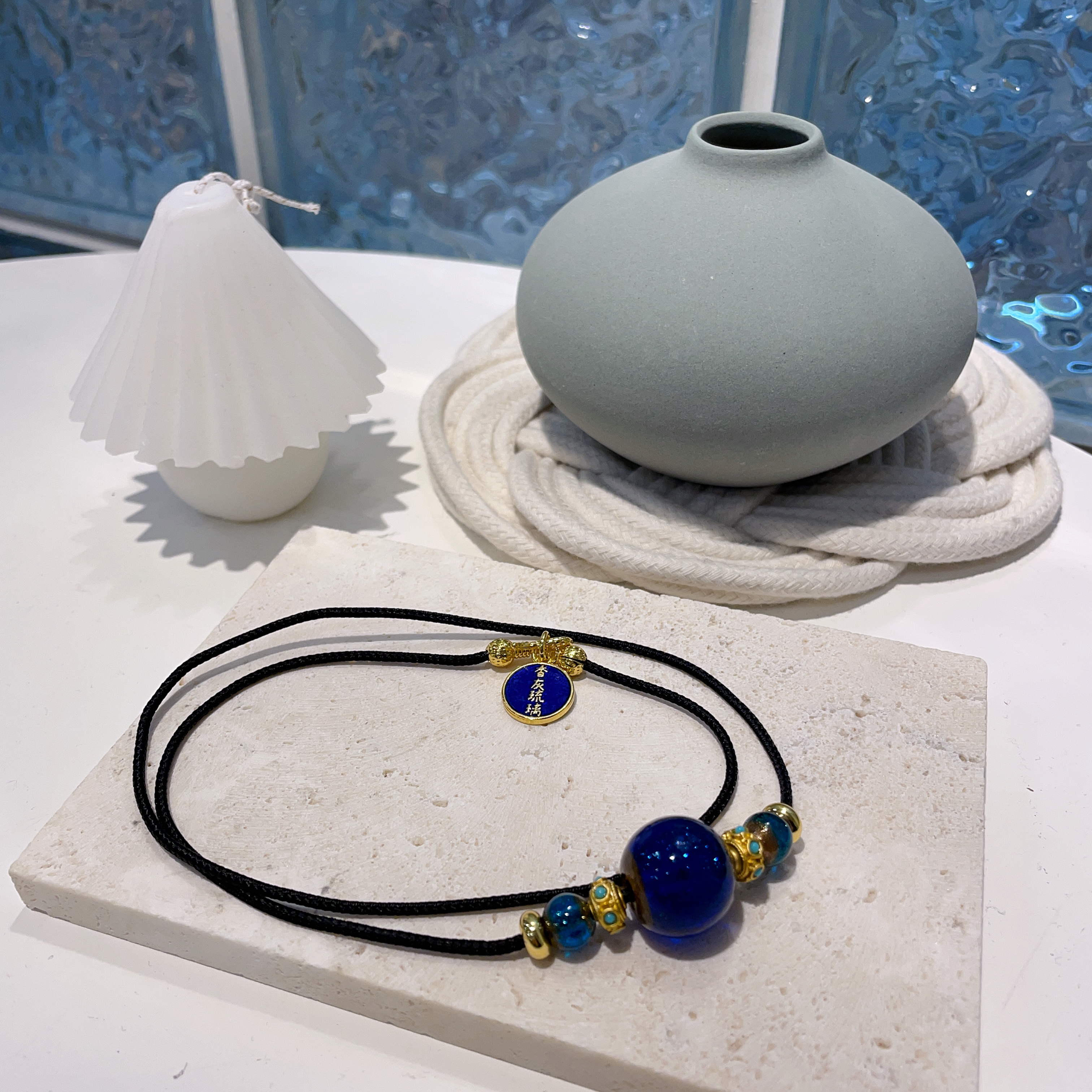 雍宮香灰琉璃頸繩 (健康藍色)