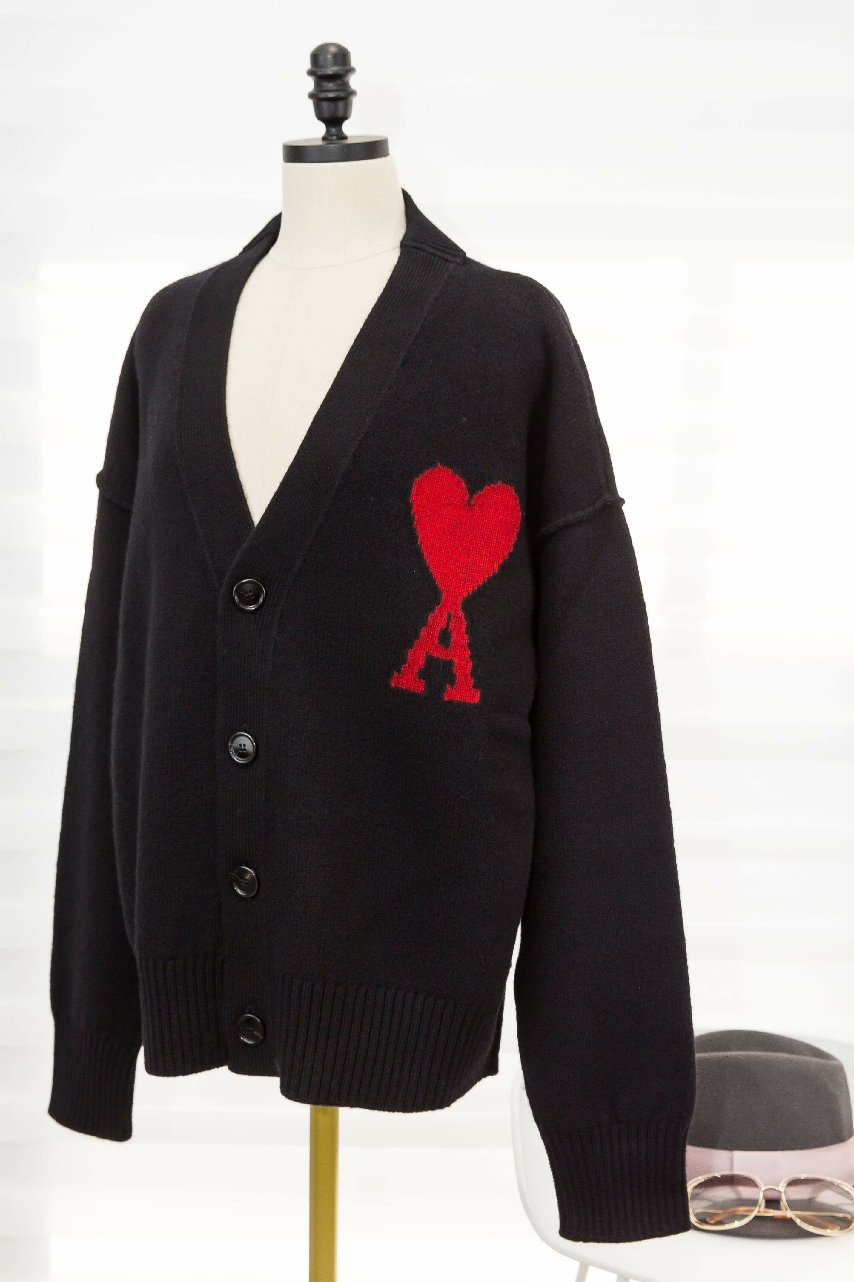 Ami Paris Red Ami De Coeur Cardigan 黑色紅針織大愛心羊毛寬鬆開襟長袖外套-Charline Boutique 精品代購
