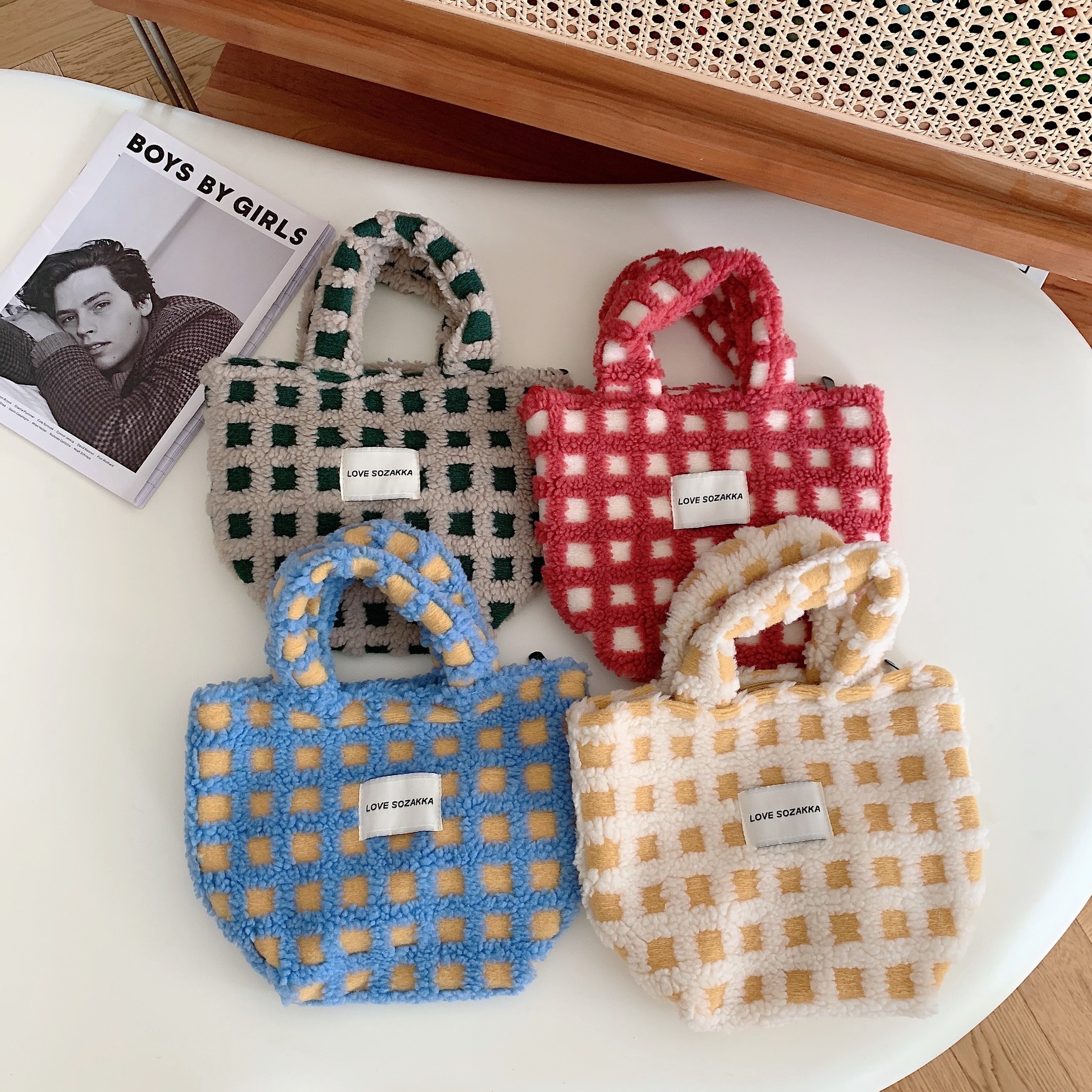 《3523》秋冬羊羔毛華夫格可爱手提包