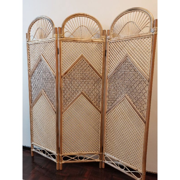 Beige Double Arrow EULALIE Rattan Room Divider