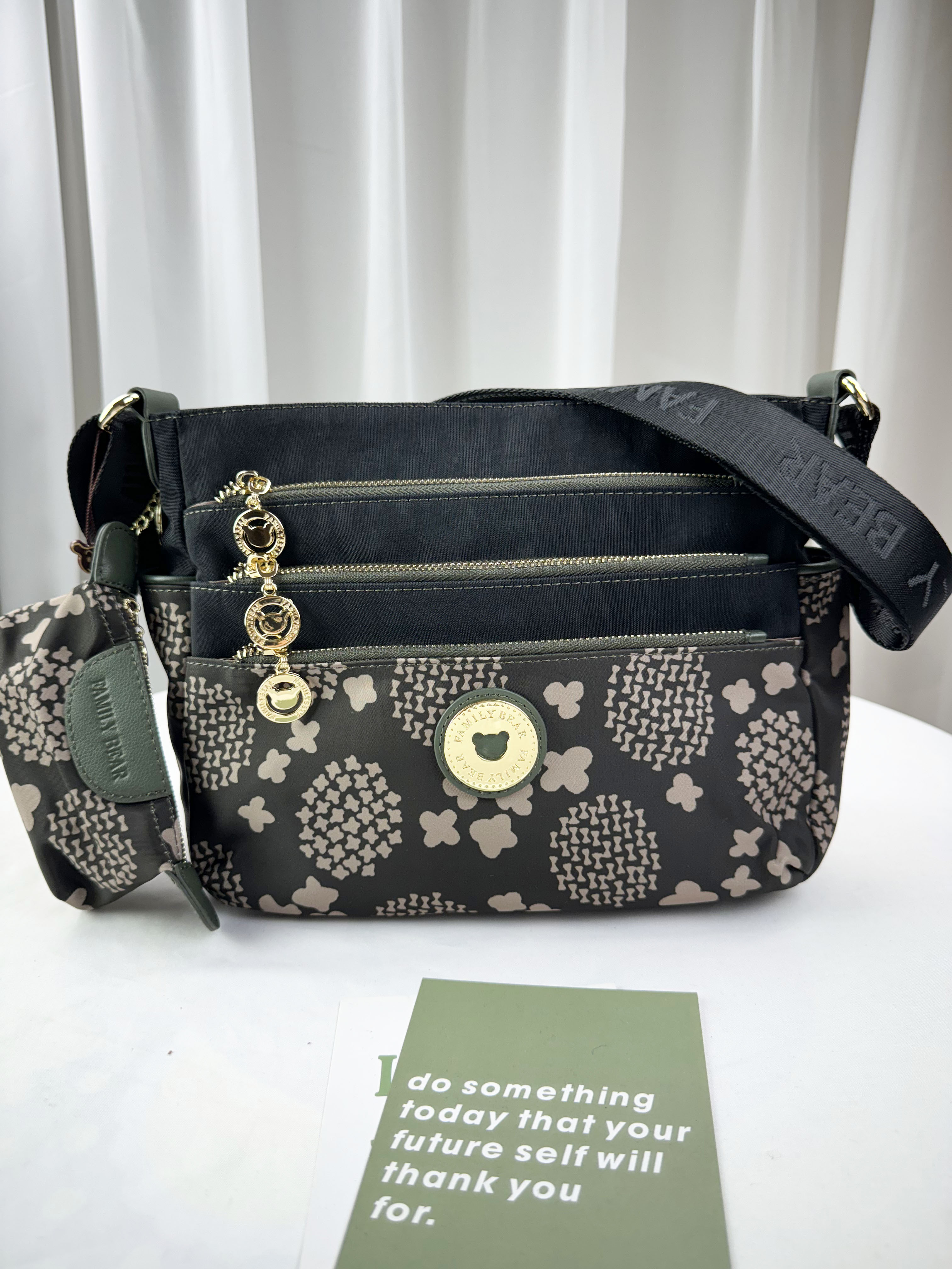 FamilyBear 墨綠圖騰防潑水側背包 附零錢包 #2502