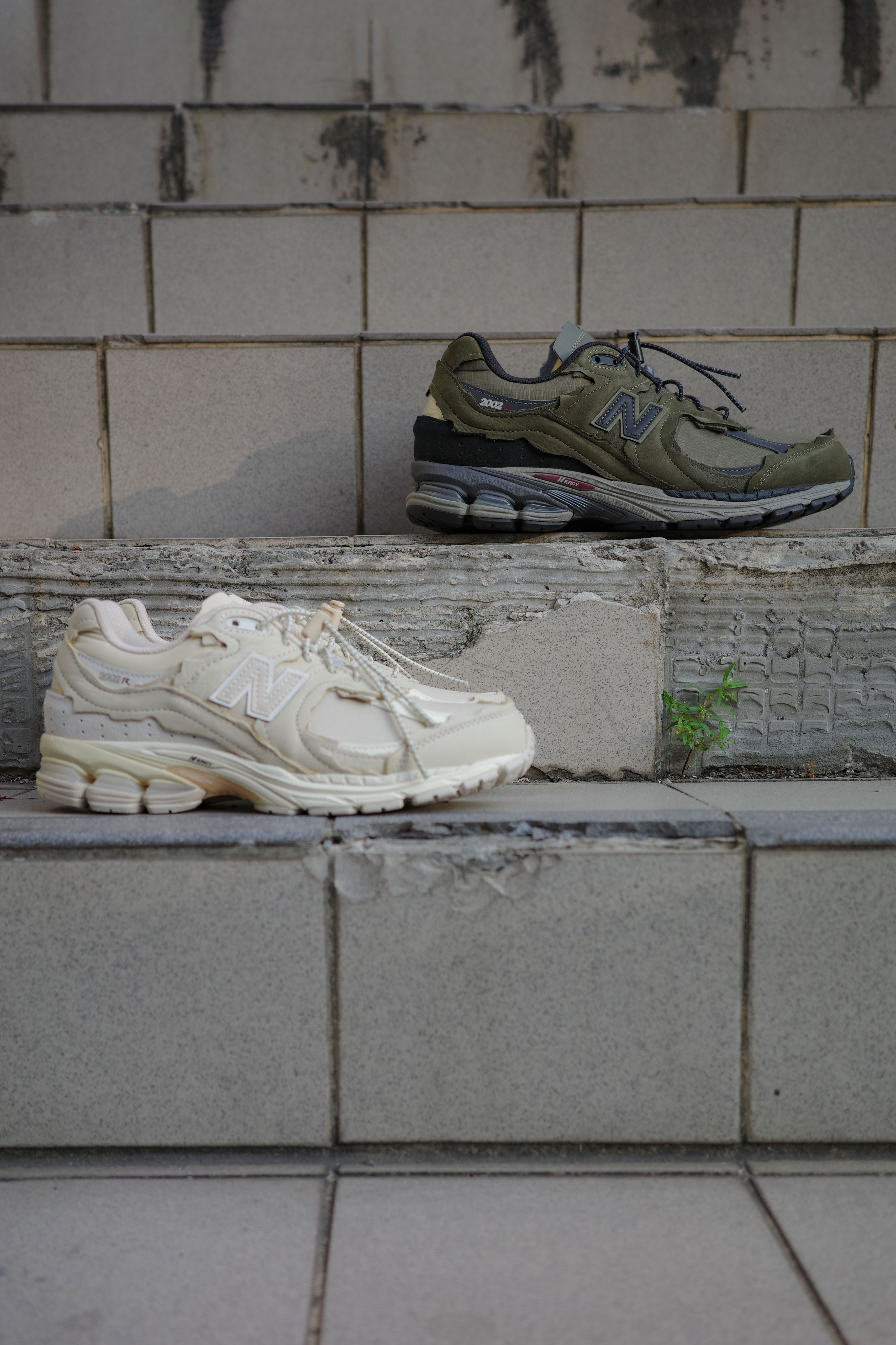 New balance NB 2002R 刀割破壞 拼接 抽繩 米白(M2002RDQ)、軍綠(M2002RDN)