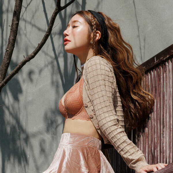 落日哲學家☼挺立圓潤軟鋼圈內衣。A.B.C.D罩