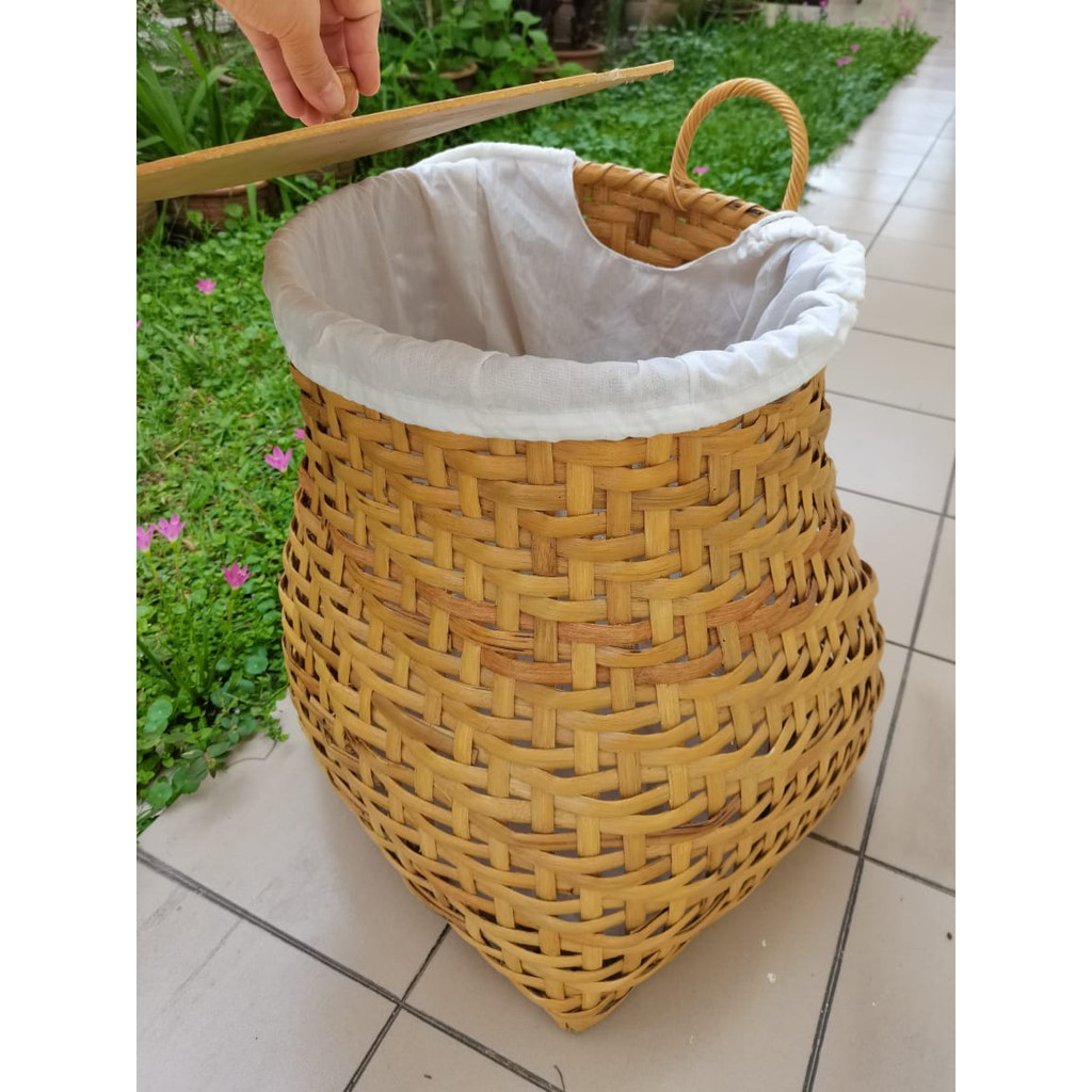 NUTTY Bamboo Laundry Basket with Lid and Removeable Linen Deco