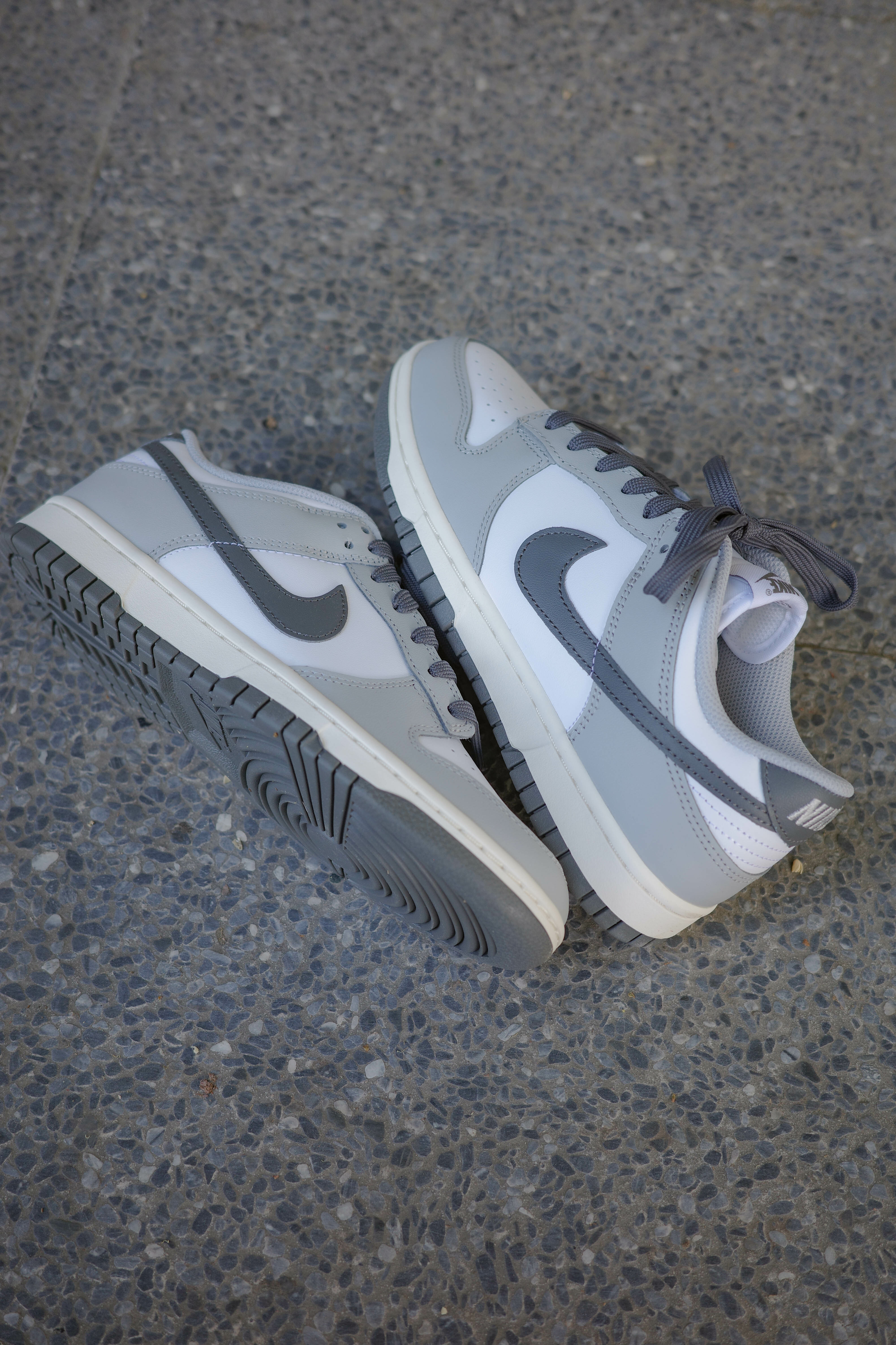 Nike Dunk Low “Light smoke Grey”煙灰 2024 女款(DD1503-117)