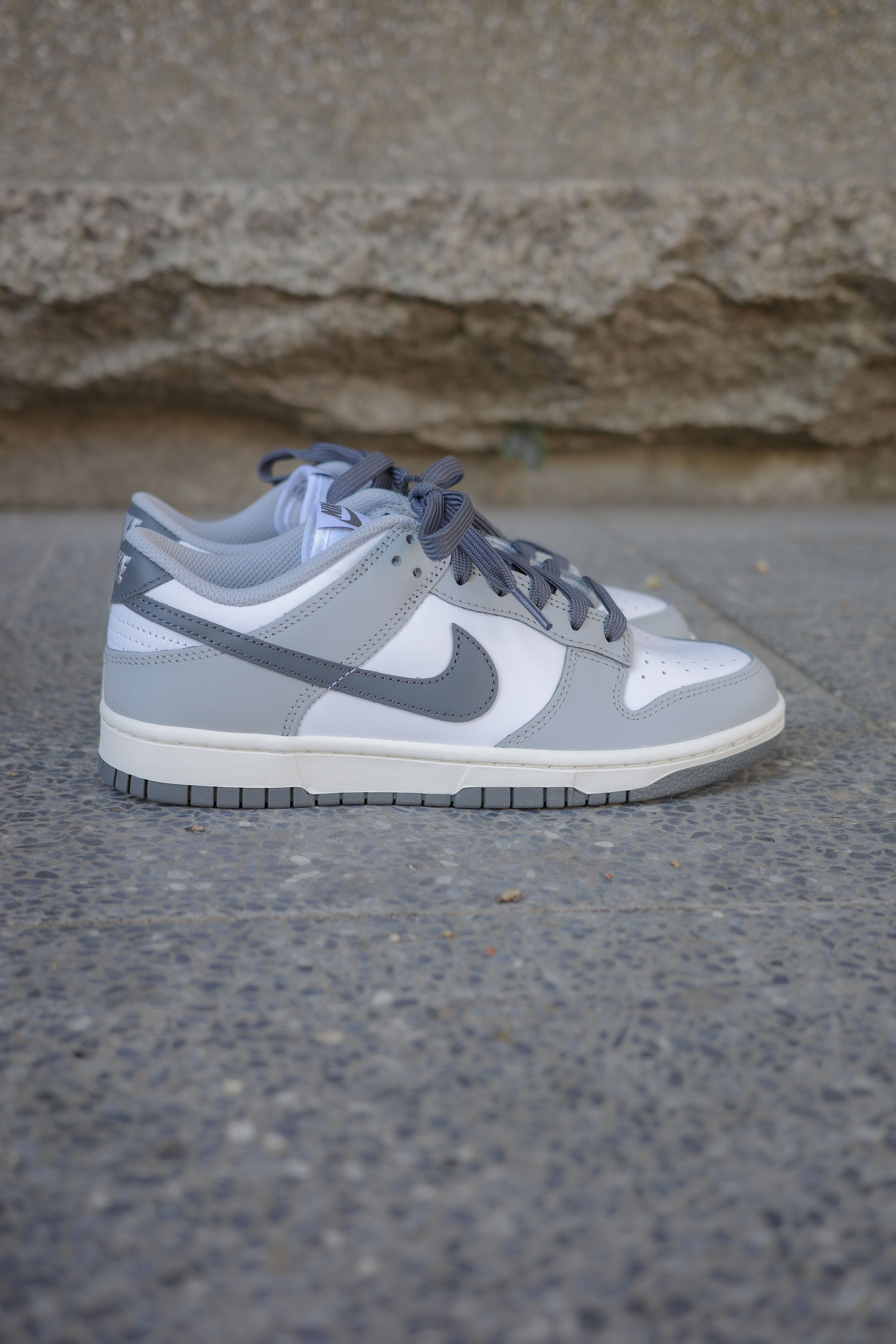 Nike Dunk Low “Light smoke Grey”煙灰 2024 女款(DD1503-117)
