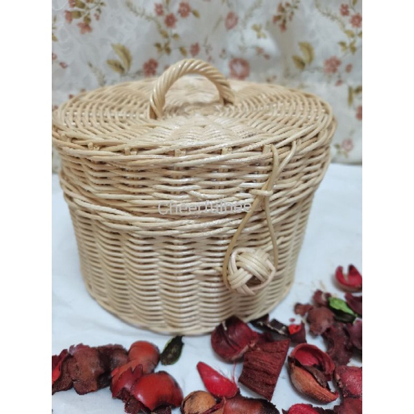 Natural Rattan Round Storage Basket with Lid Rattan Container