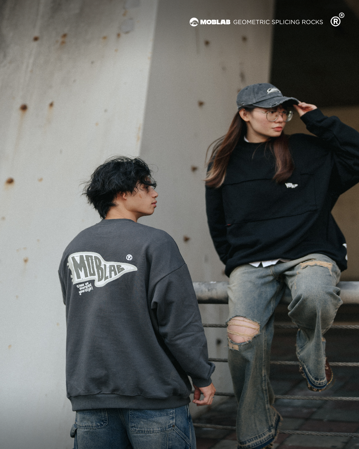 MOBLAB FLAG 旗幟大學Tee 兩色