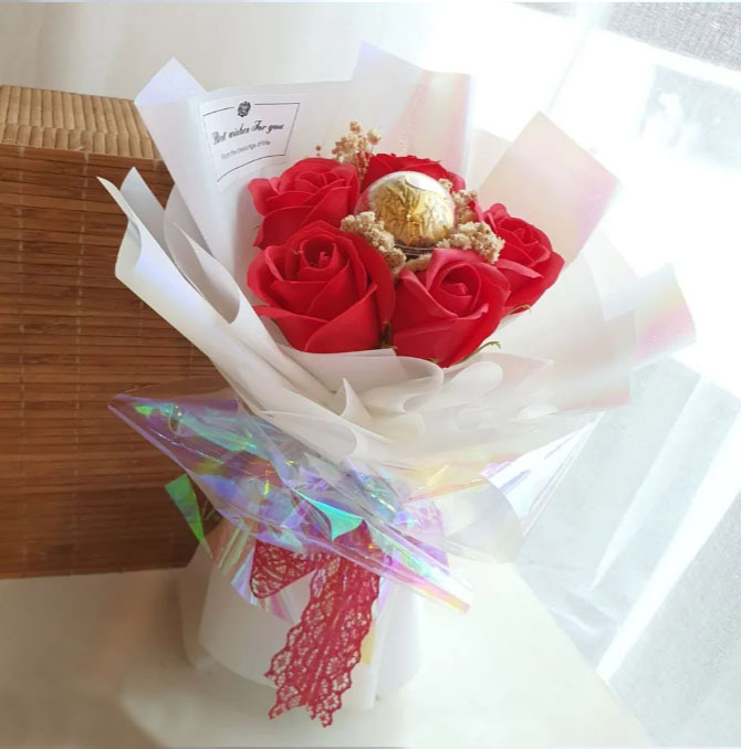 紅色6朵香皂花金莎花束,6朵花語代表順利