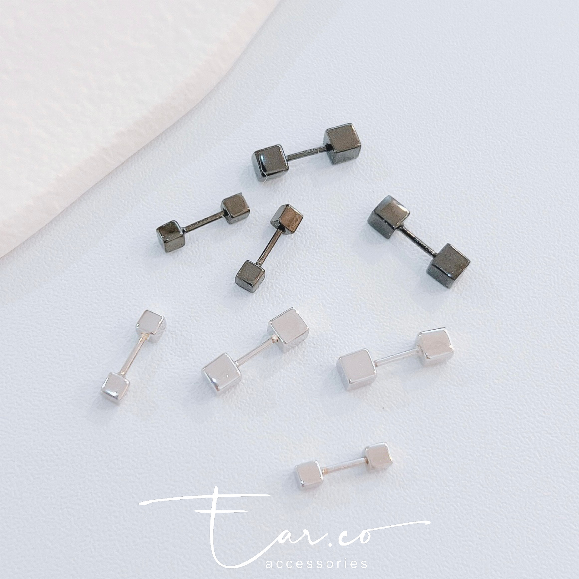 光面小方形純銀耳珠/耳骨釘 [一對]