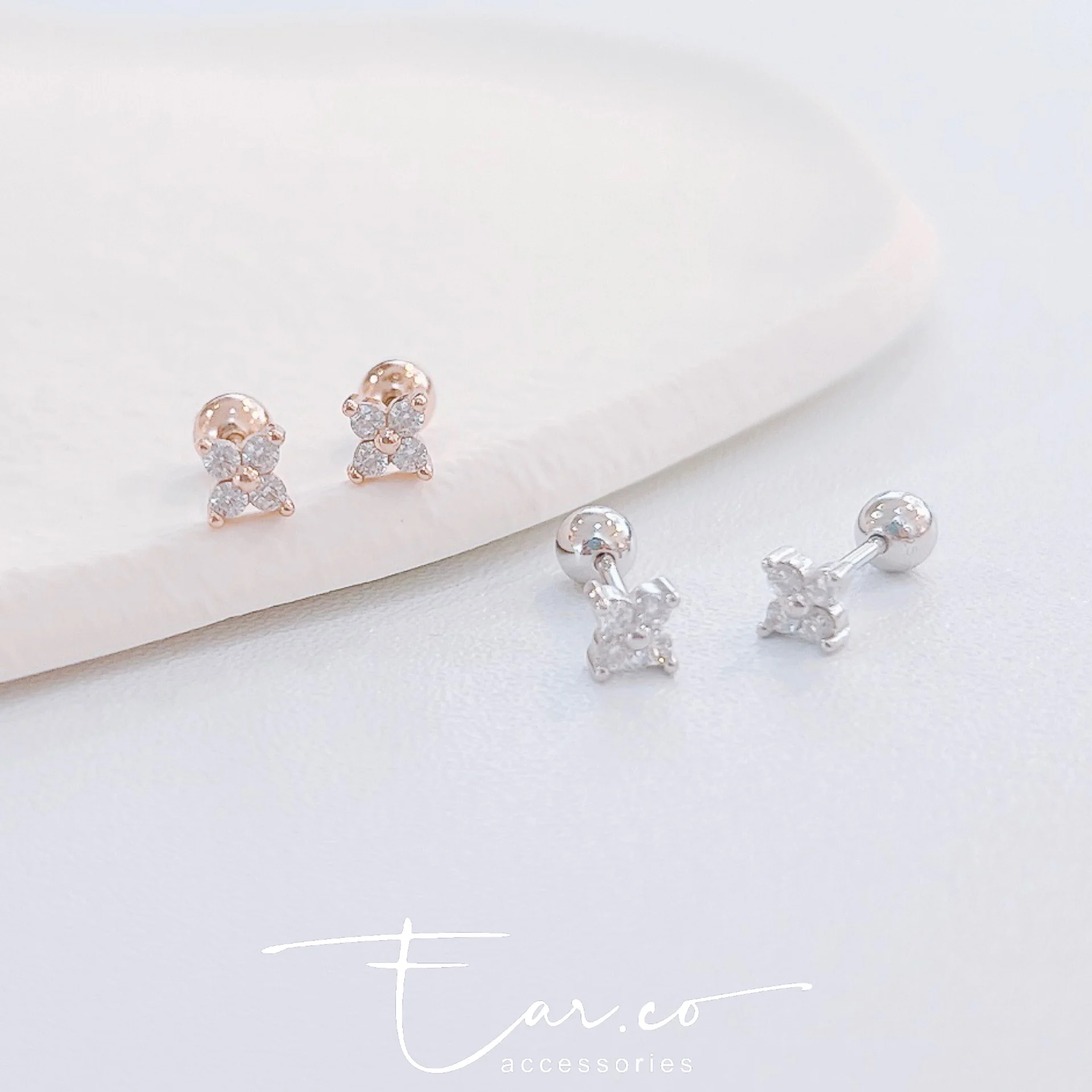 閃石四葉草純銀耳珠/耳骨釘 [一對]