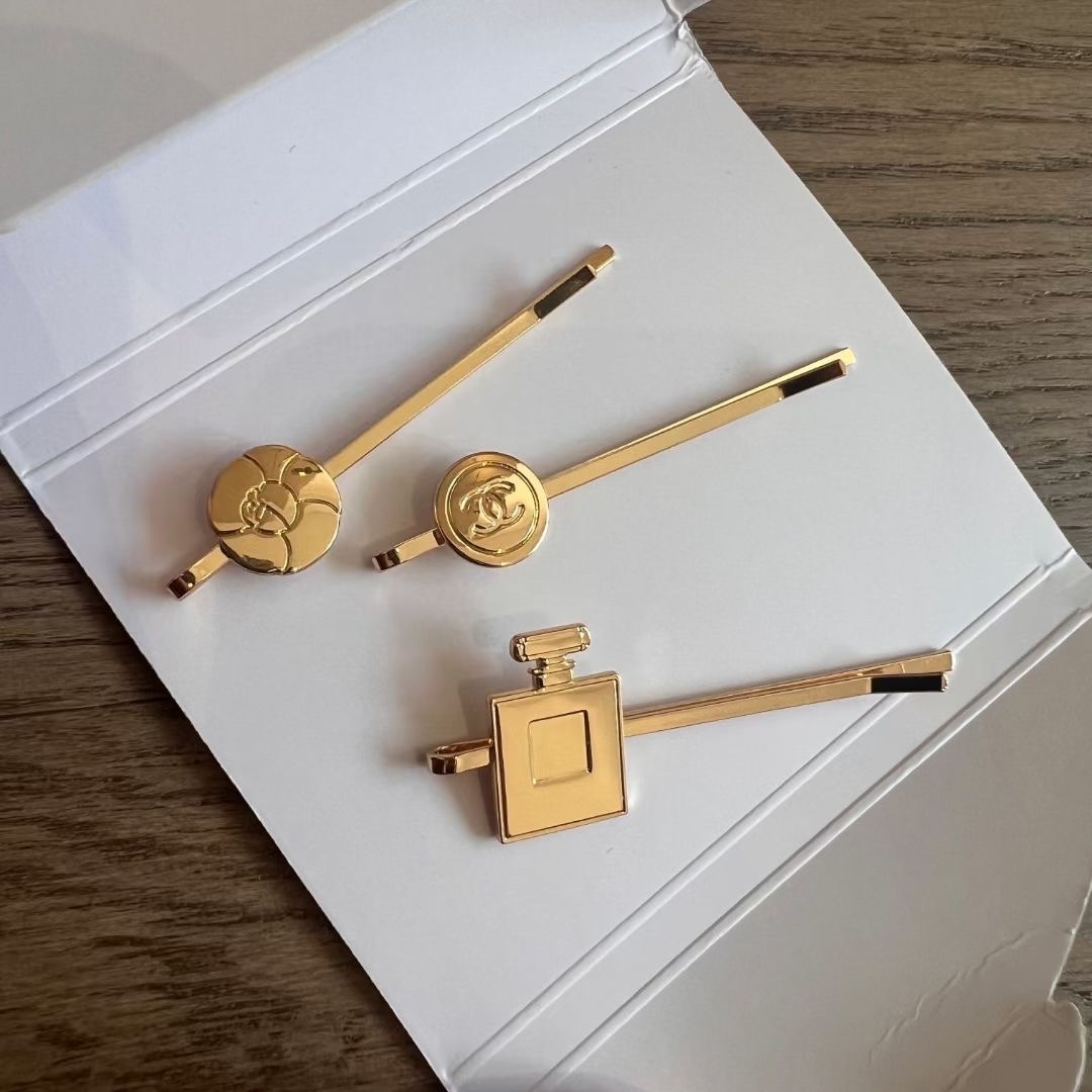 CHANEL BEAUTÉ Beauty VIP 專櫃贈品 山茶花髮夾