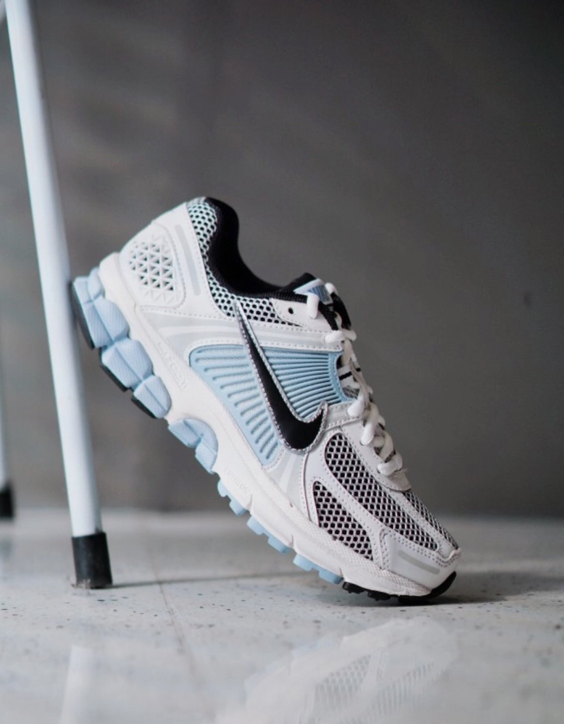 NIKE ZOOM VOMERO 5 'Light Armory Blue' 淺灰藍